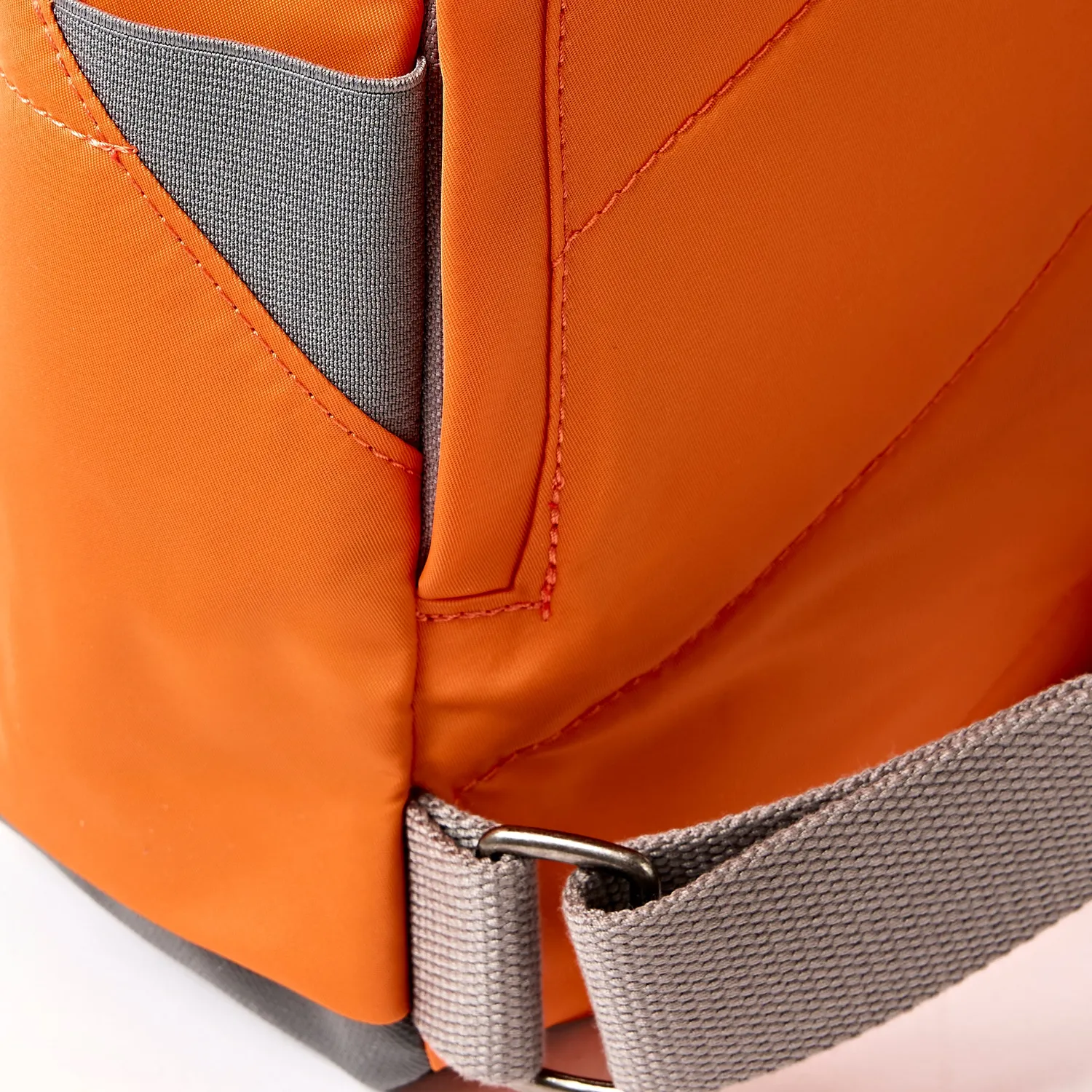 Roka London Canfield rygsæk Jaffa Orange 16,4 liter