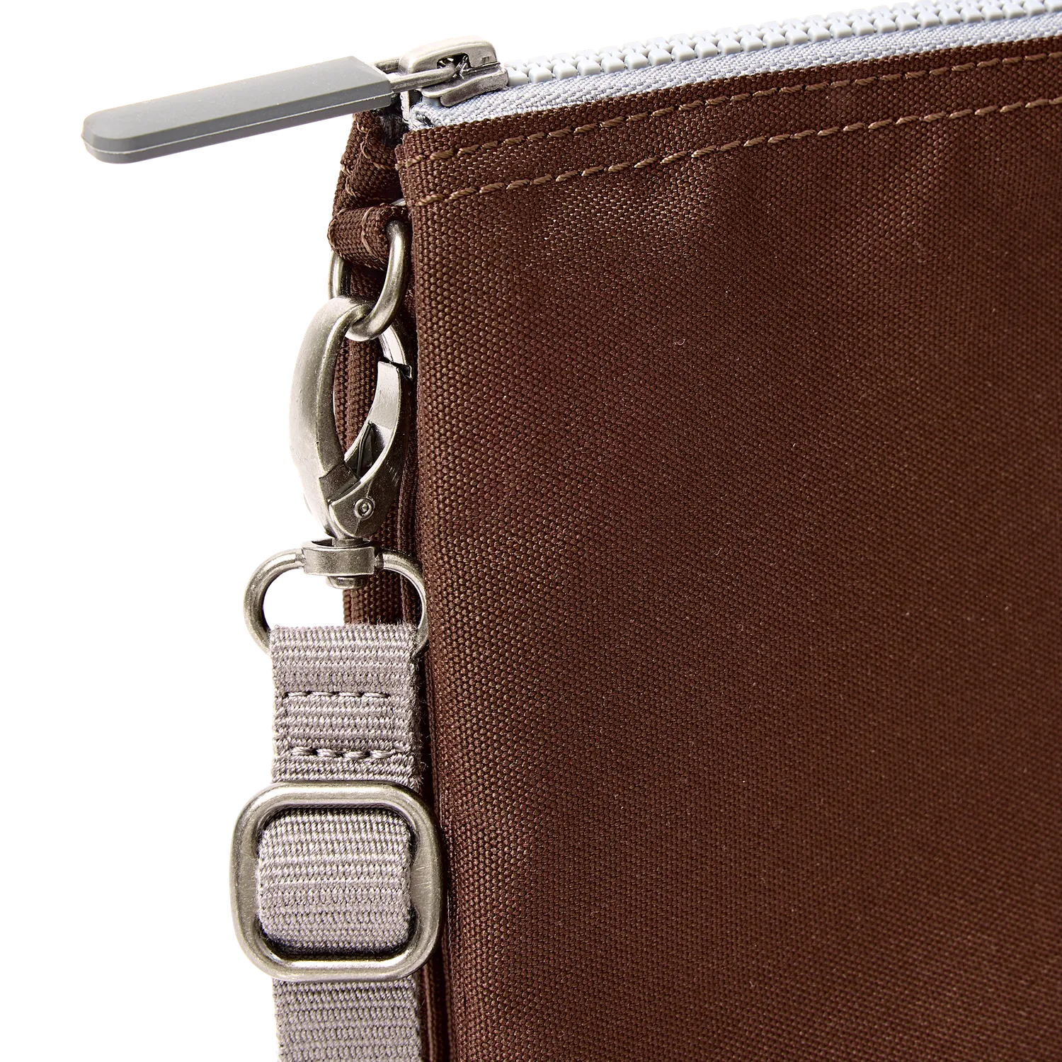 Roka London Carnaby XL crossbody taske Chocolate vegansk