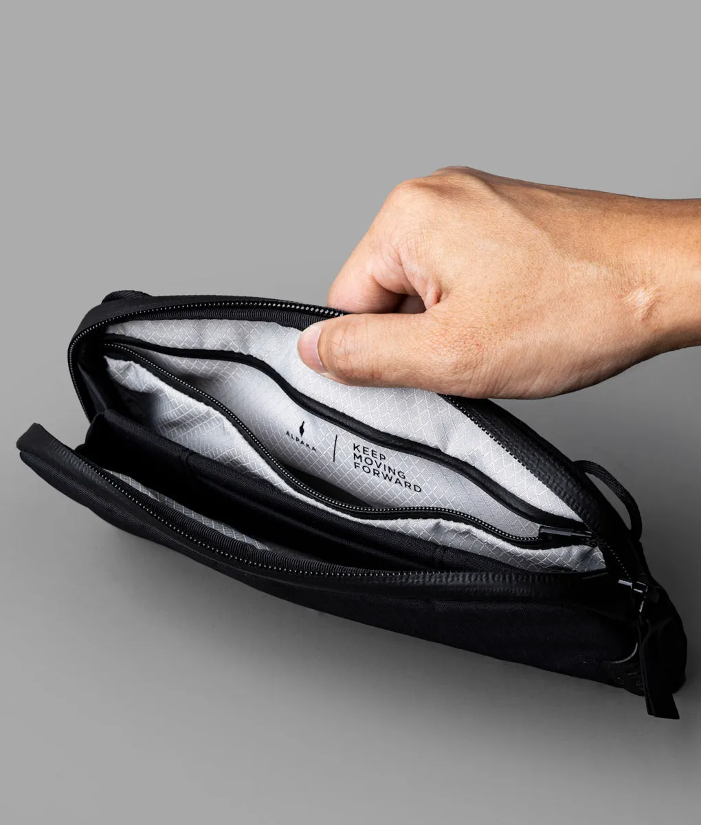 Alpaka Flight Pouch lille taske sort rejse