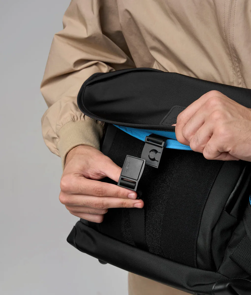 Alpaka 7ven Messenger 16 skuldertaske sort ballistic