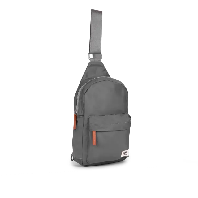 Roka London Willesden Sling Bag skuldertaske Large grafit 5 liter