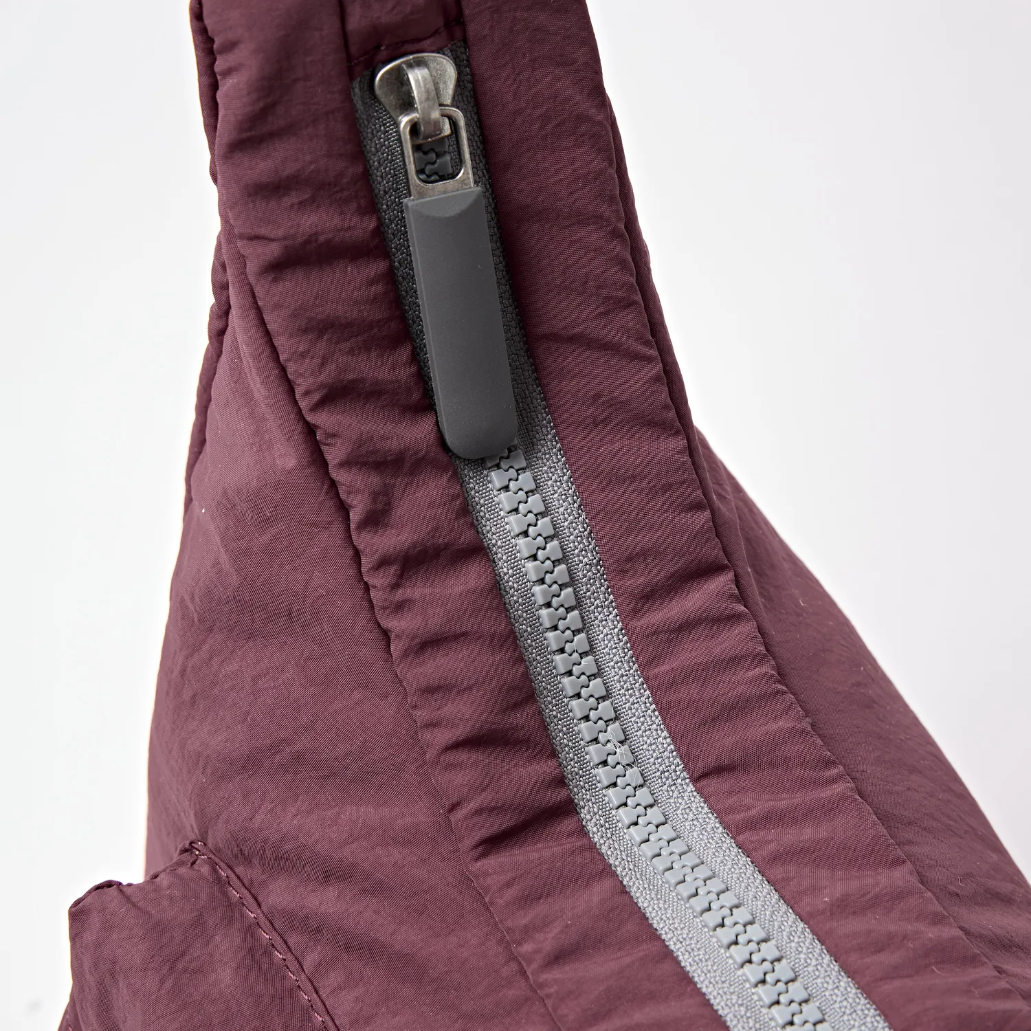 Roka London Belsize Small håndtaske Bordeaux quiltet