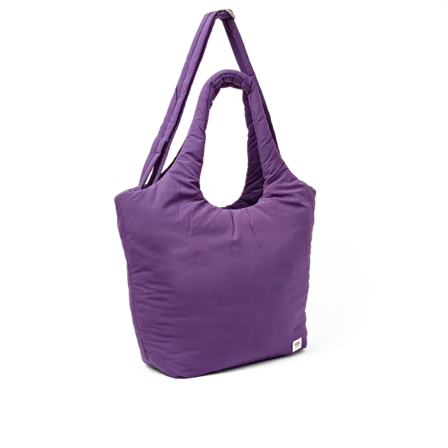 Roka London Oxford skuldertaske Medium gothic grape polstret