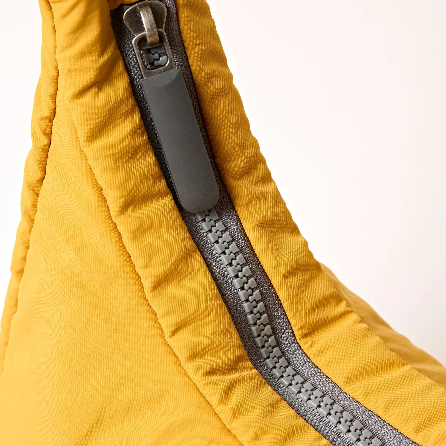 Roka Belsize håndtaske corn Small let quiltet