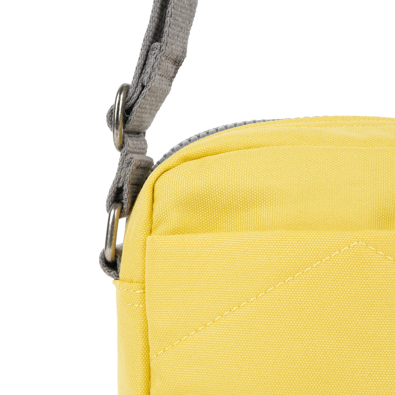Roka London Bond Pocket crossbody taske Small lemonade vejrbestandig