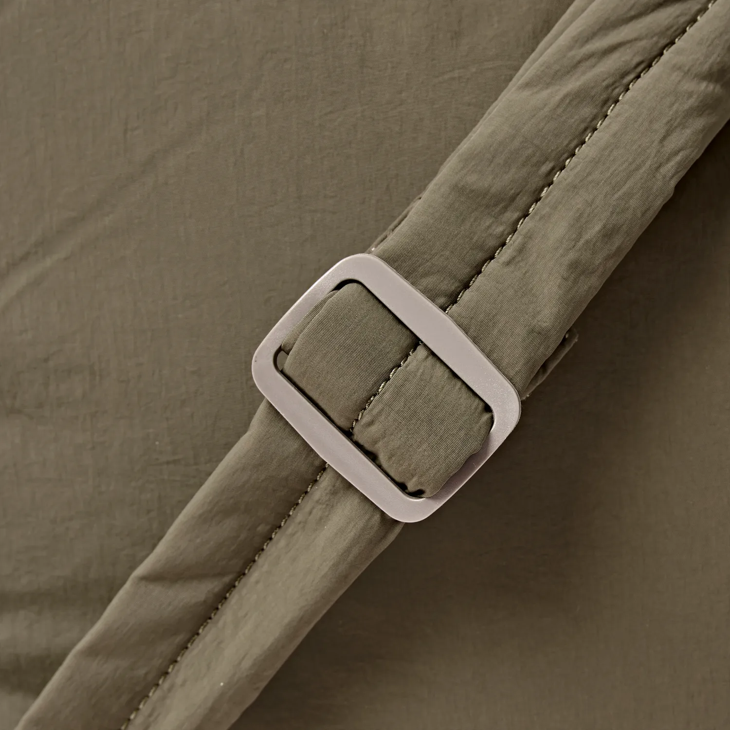 Roka London Oxford skuldertaske Medium Basil laptoprum