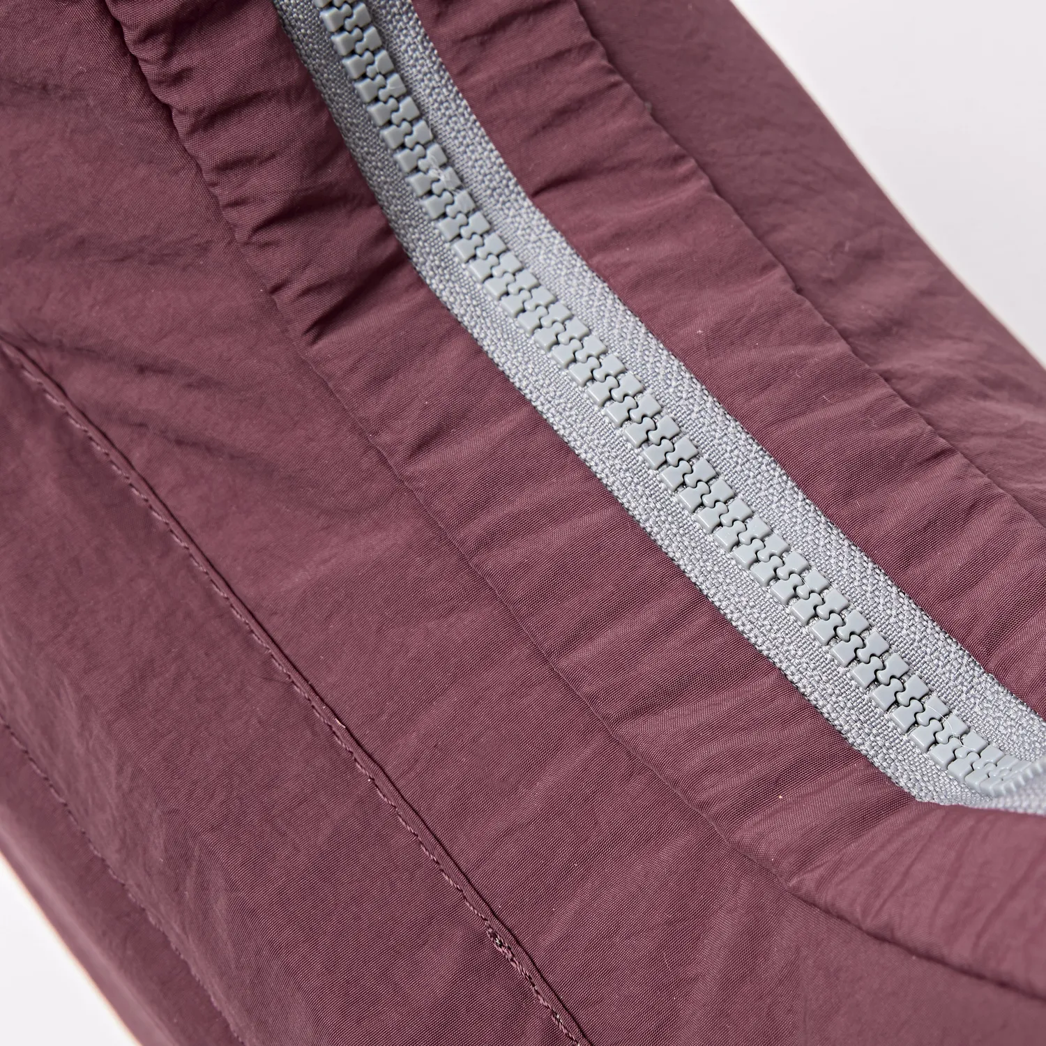 Roka London Belsize Small håndtaske Bordeaux quiltet