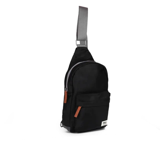 Roka London Willesden Large sling taske Black sort
