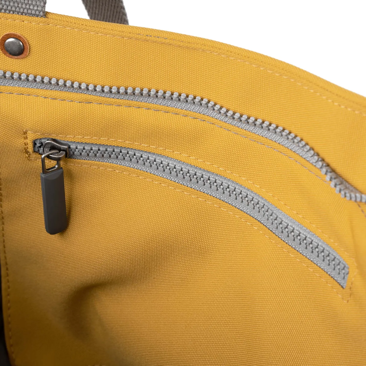 Roka London Trafalgar Medium totebag Flax 19,5 liter
