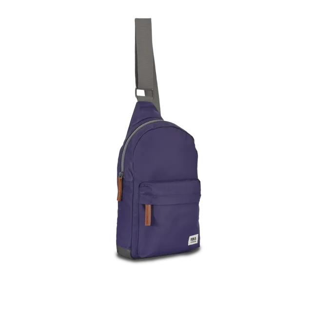 Roka London Willesden Large crossbody taske mulberry vandafvisende