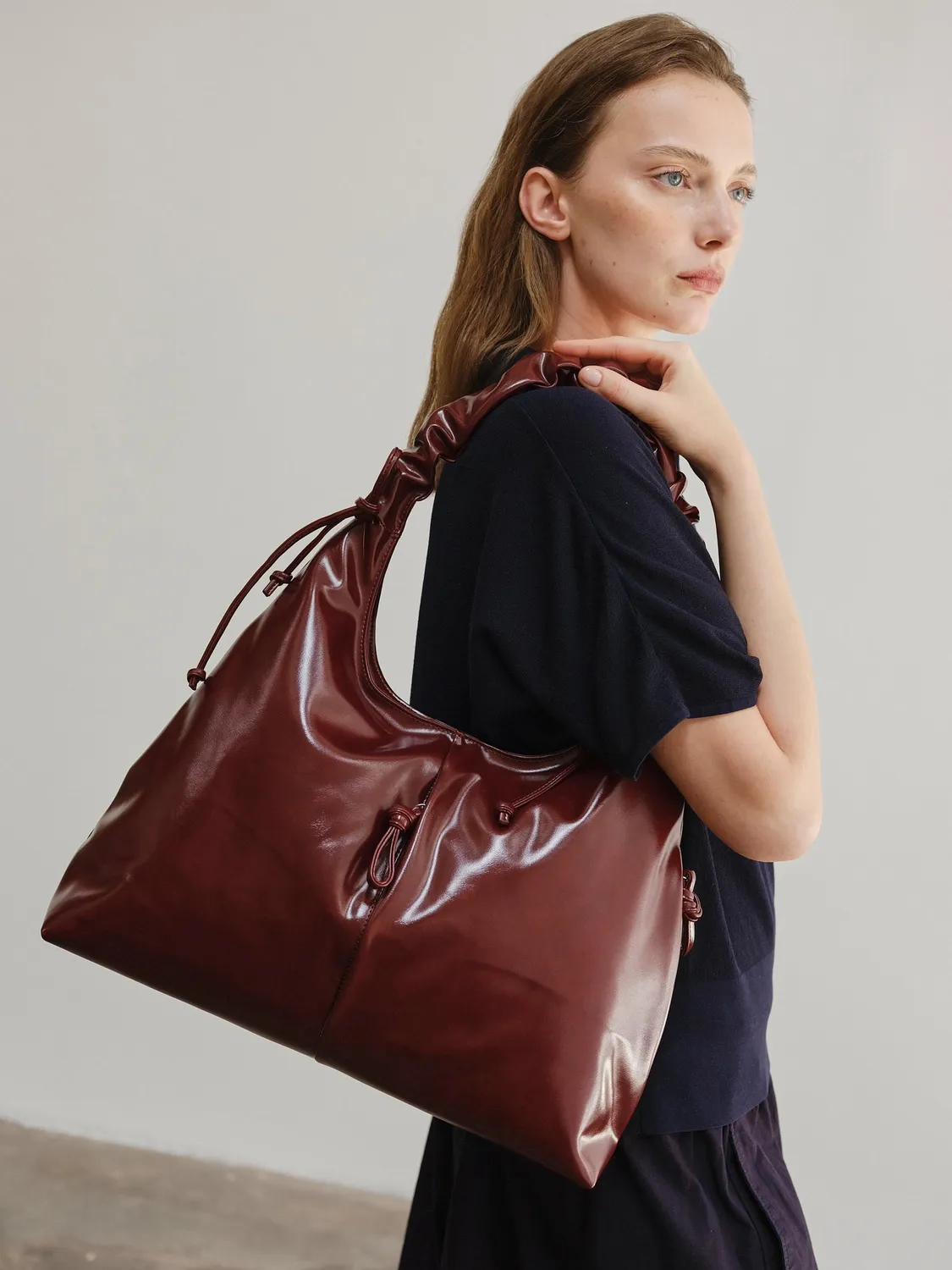 Ölend Nicole skuldertaske Cherry red vegansk læder