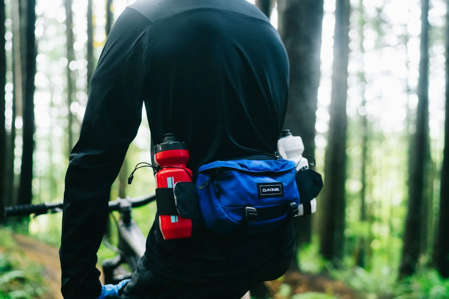 Dakine Hot Laps 2L hoftetaske sort MTB
