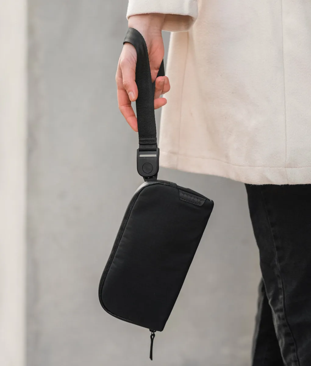 Alpaka Flight Pouch lille taske sort rejse