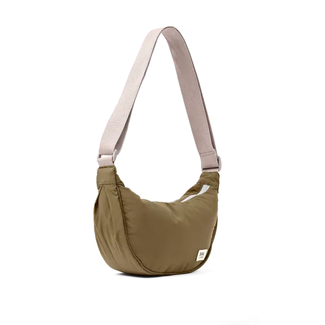 Roka Farringdon halvmåne taske Moss Small 4,2 liter