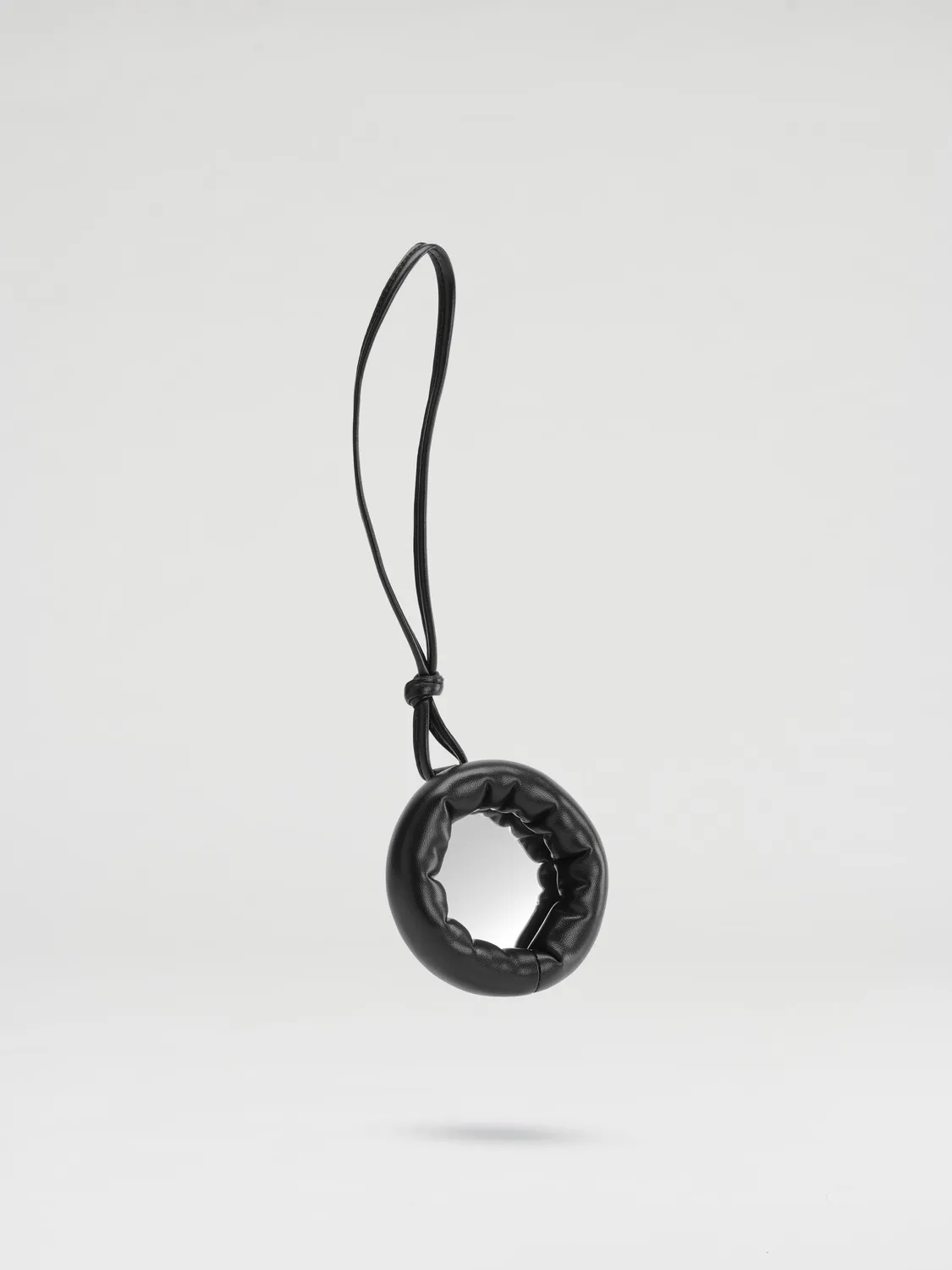Ölend Padded Mirror Charm kirsebærrød vegansk læder