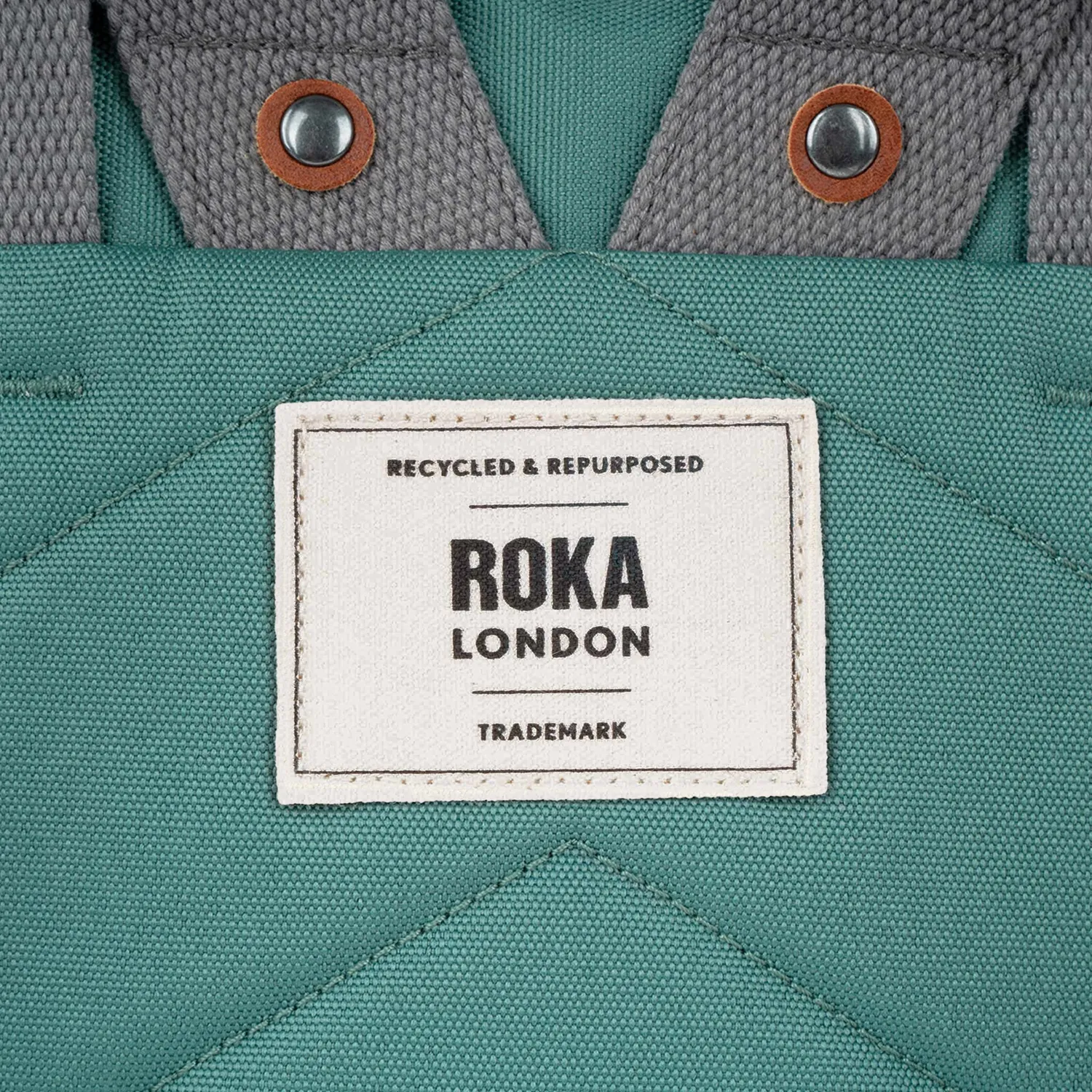 Roka London Finchley rygsæk Sage roll top laptop 15 tommer