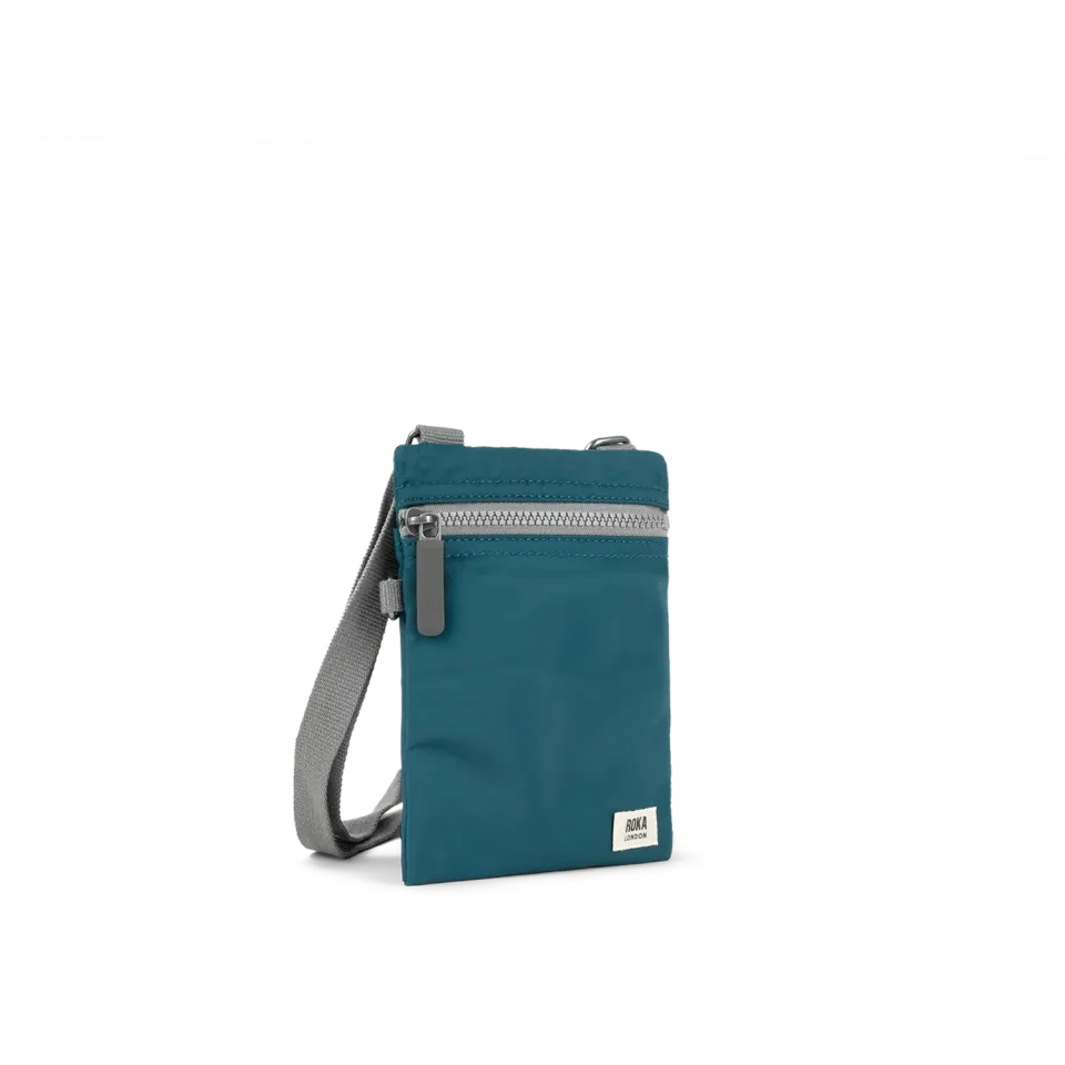 Roka London Chelsea XS sling taske teal 0,3 liter