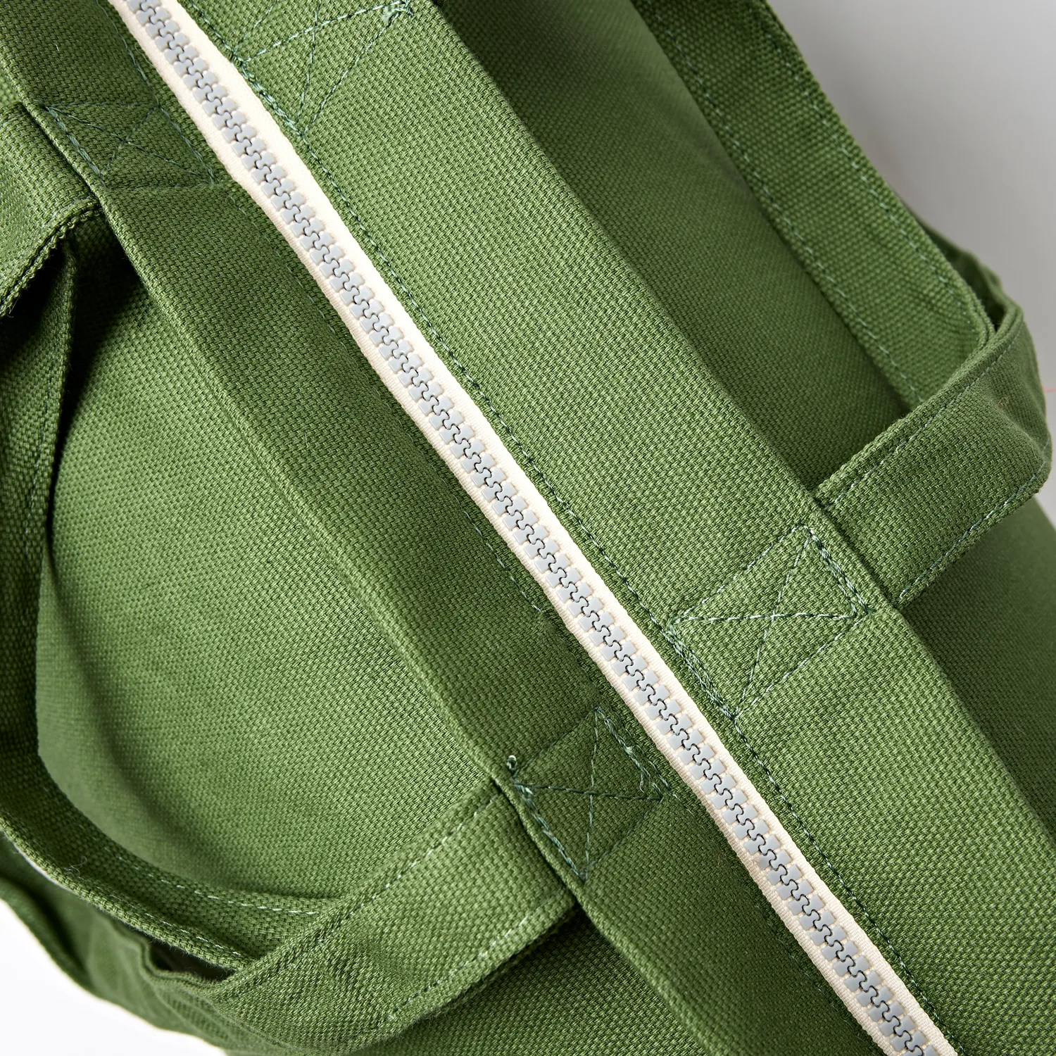 Roka London Marylebone Large tote taske Artichoke 43,4 liter