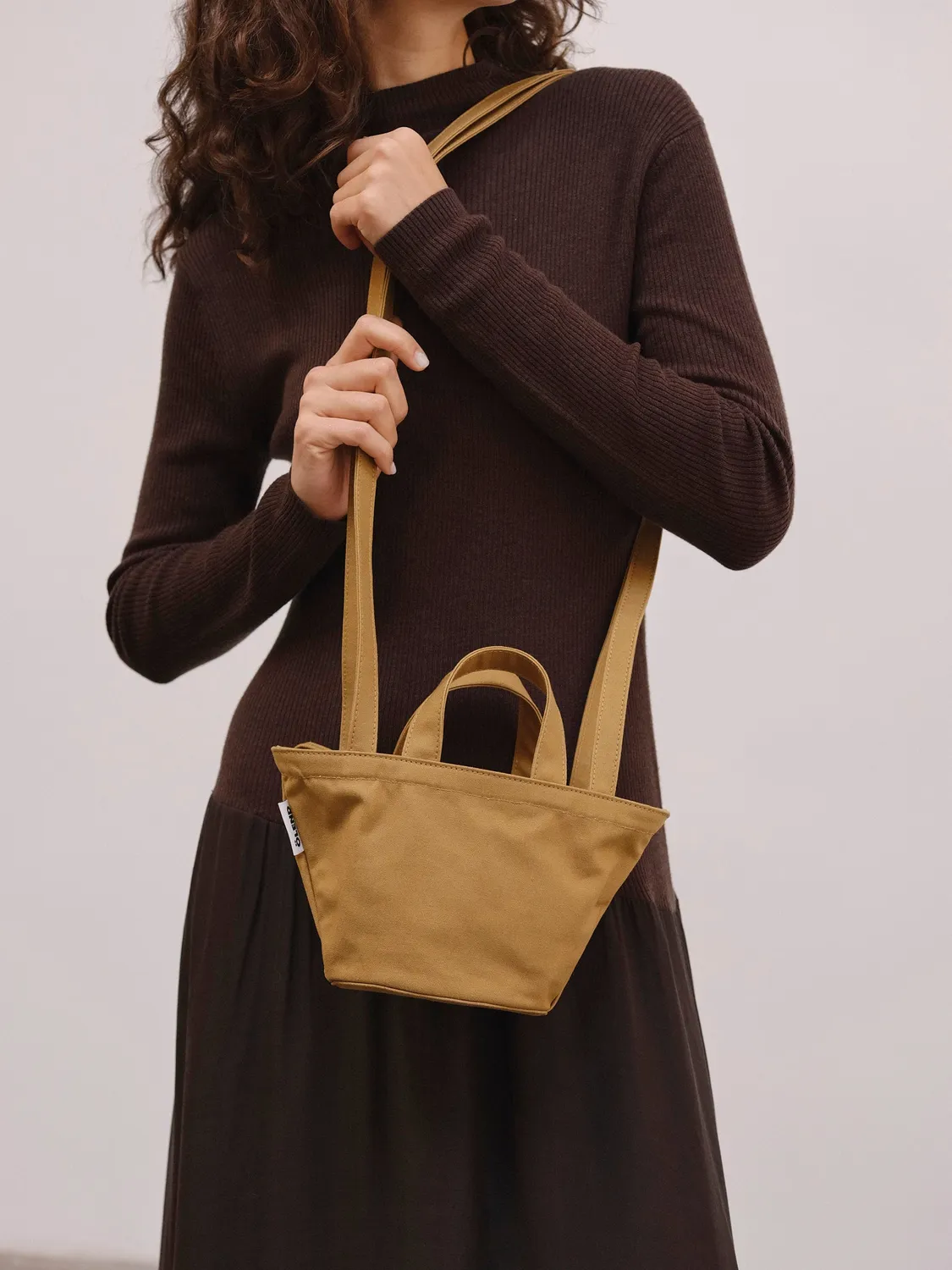 Ölend Mini Basket taske Sennep canvas