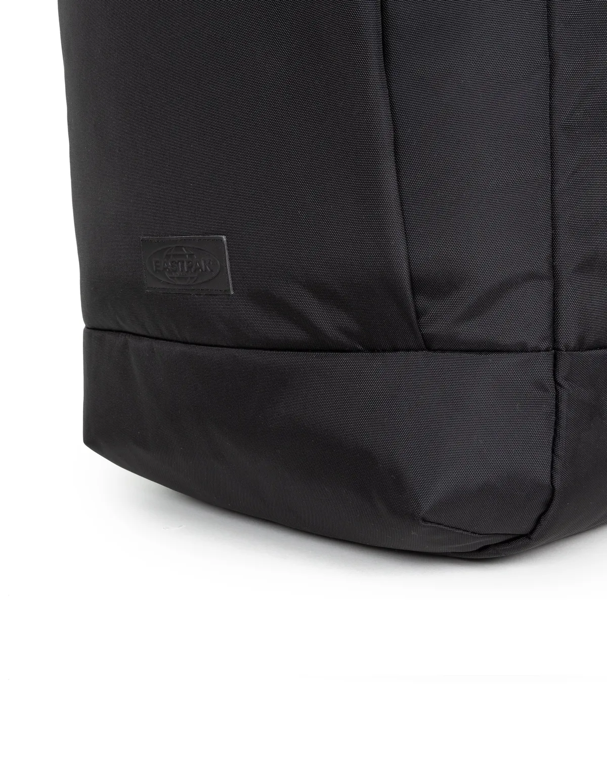 Eastpak Tecum F rygsæk CNNCT sort Medium 16" laptop