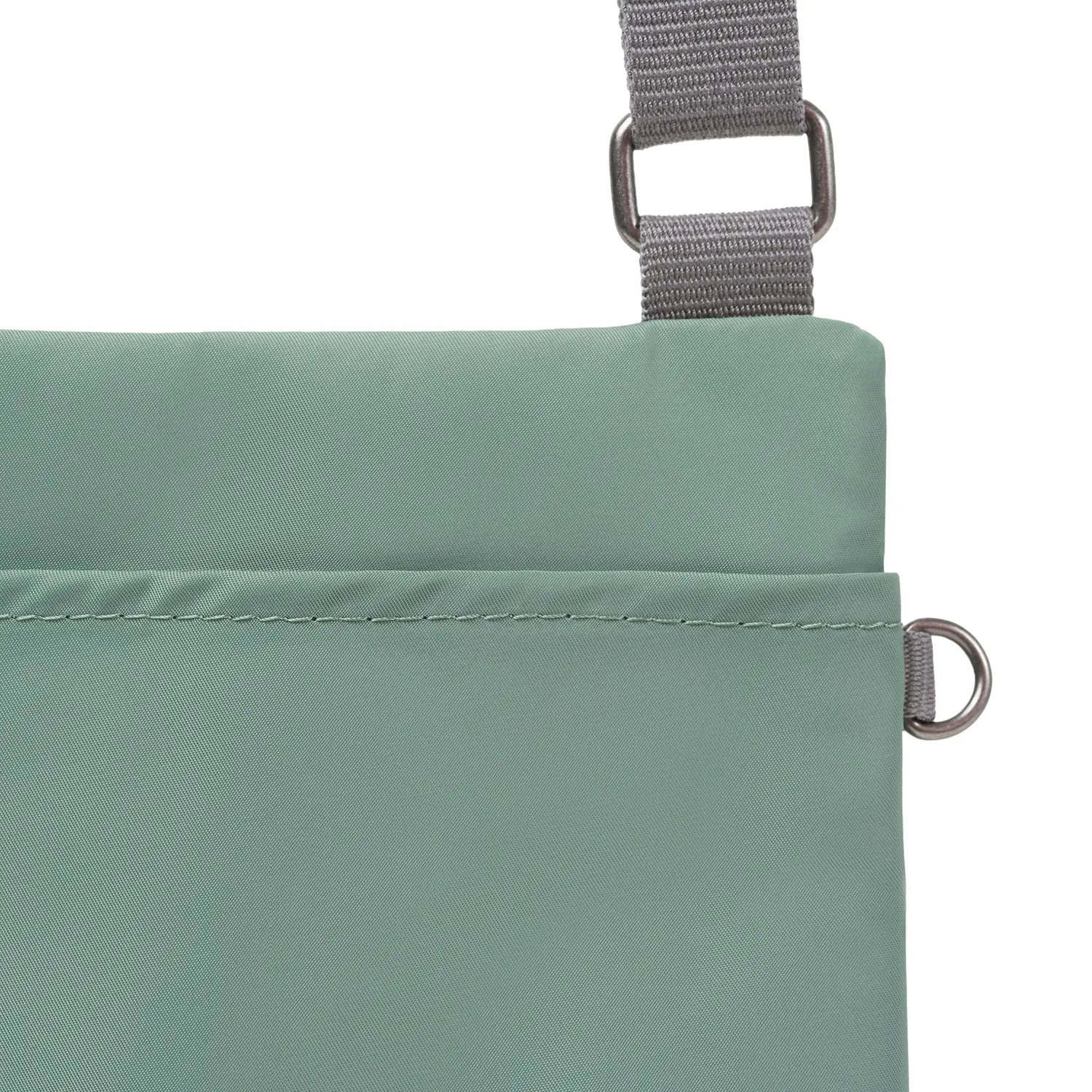 Roka London Chelsea B crossbody Frost Medium 0,6L