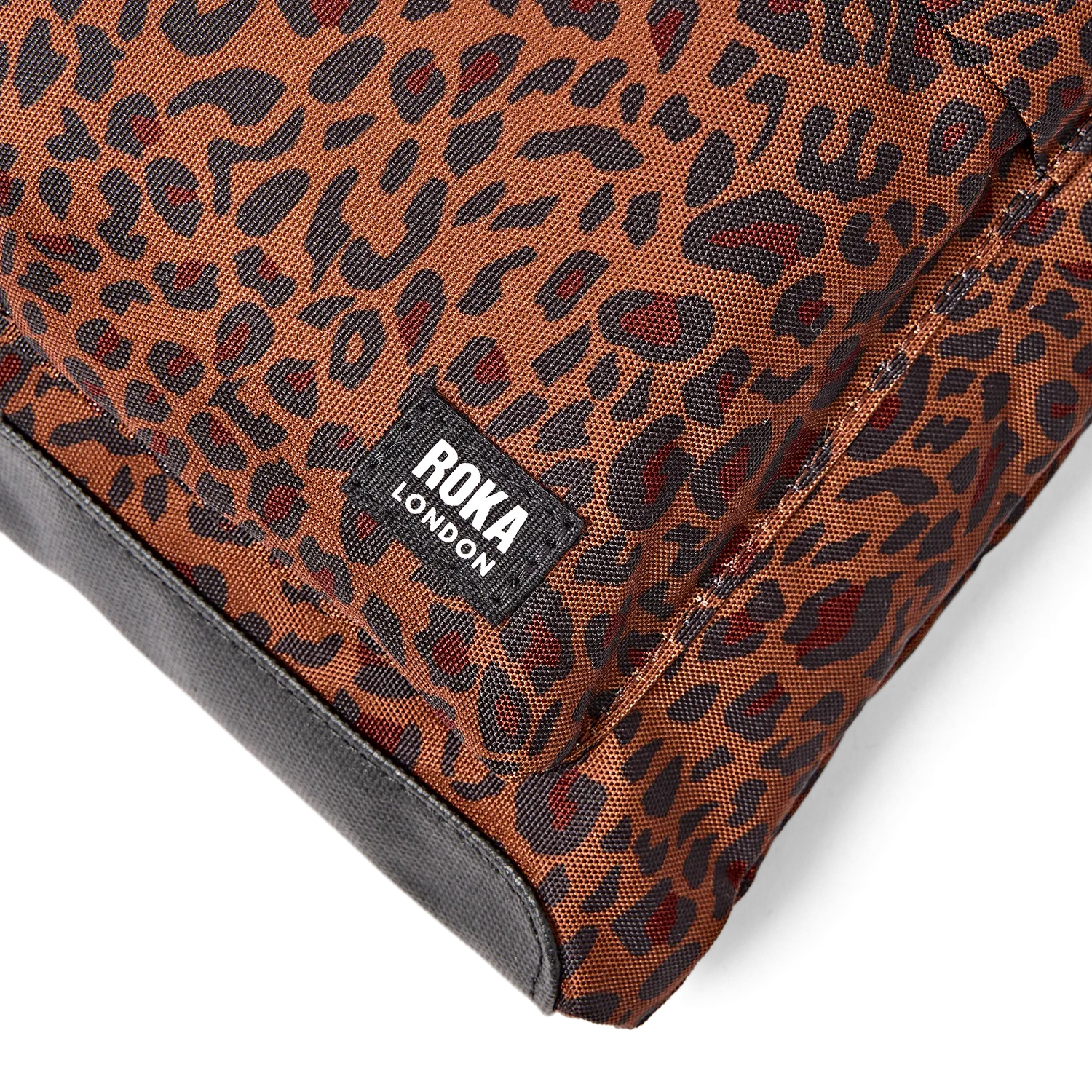 Roka London Kennington crossbody Medium mini leopard flad