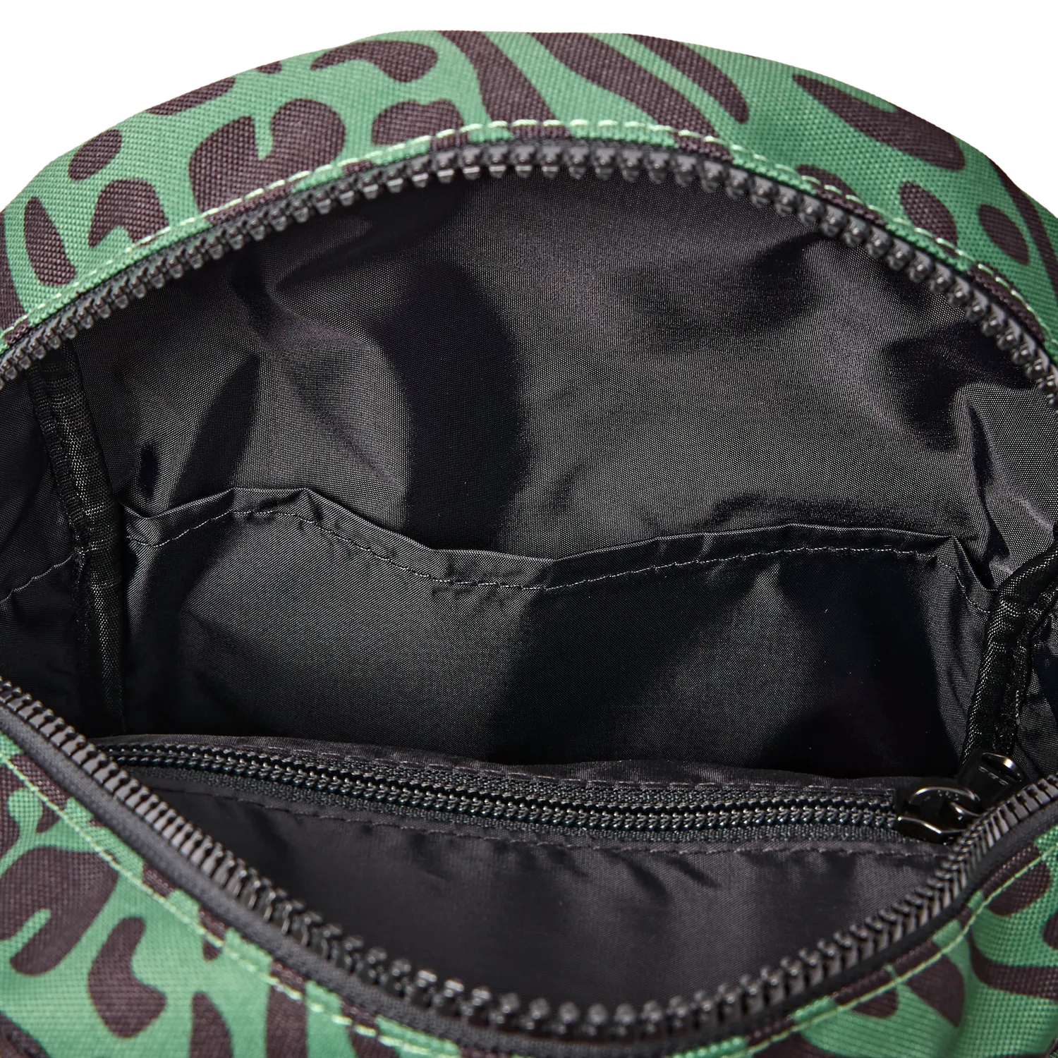 Roka London Willesden sling taske large mixed animal artichoke