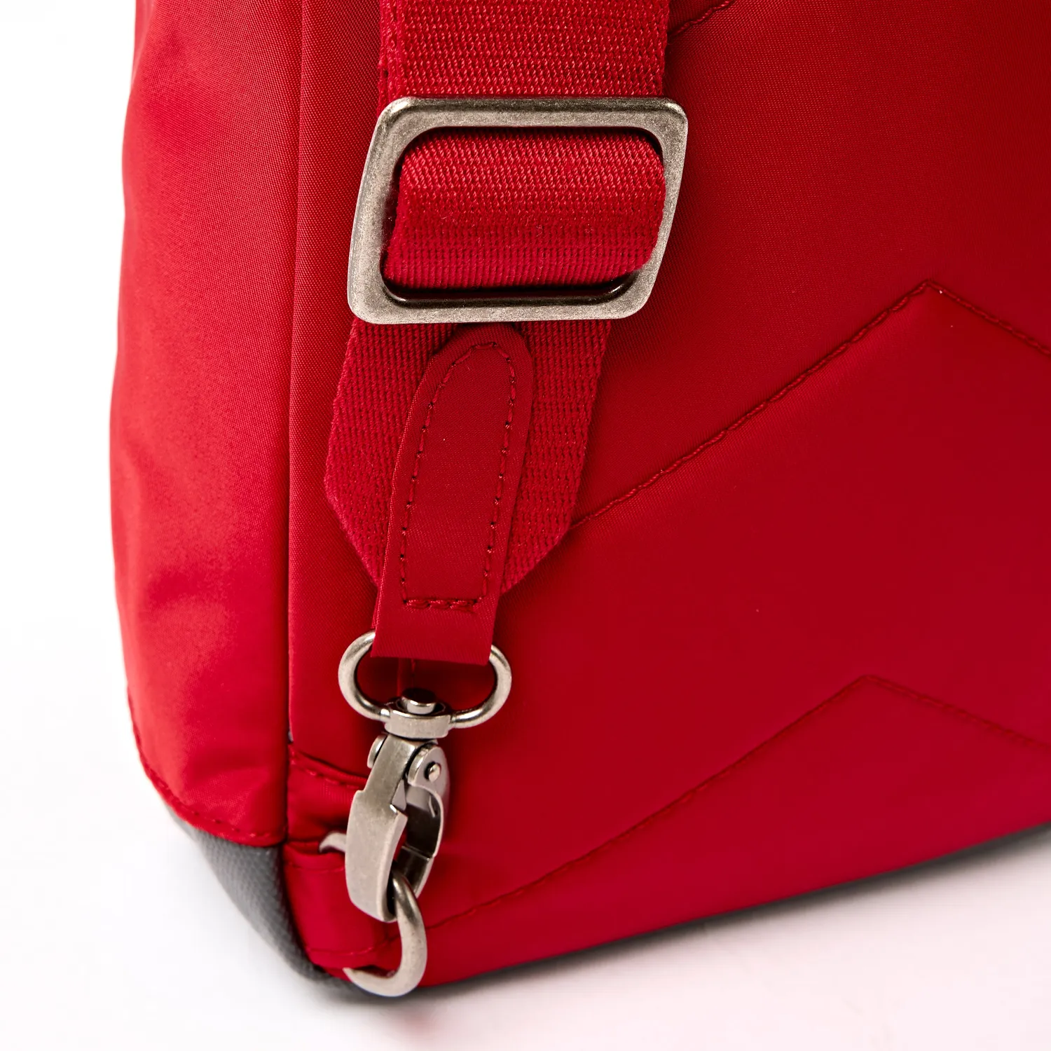 Roka London Willesden sling taske red tonal large 5 liter