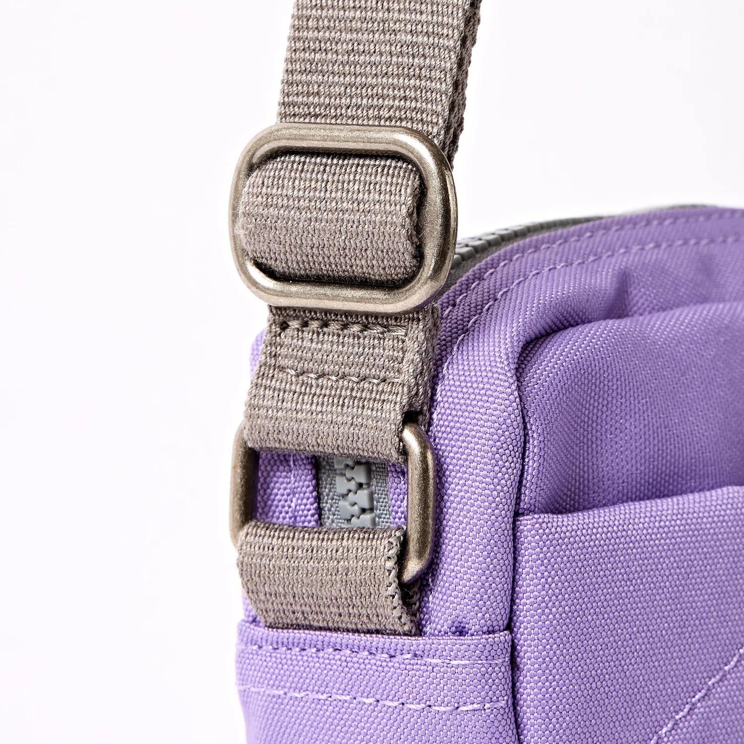 Roka London Bond Pocket crossbody taske Small Thistle Bloom