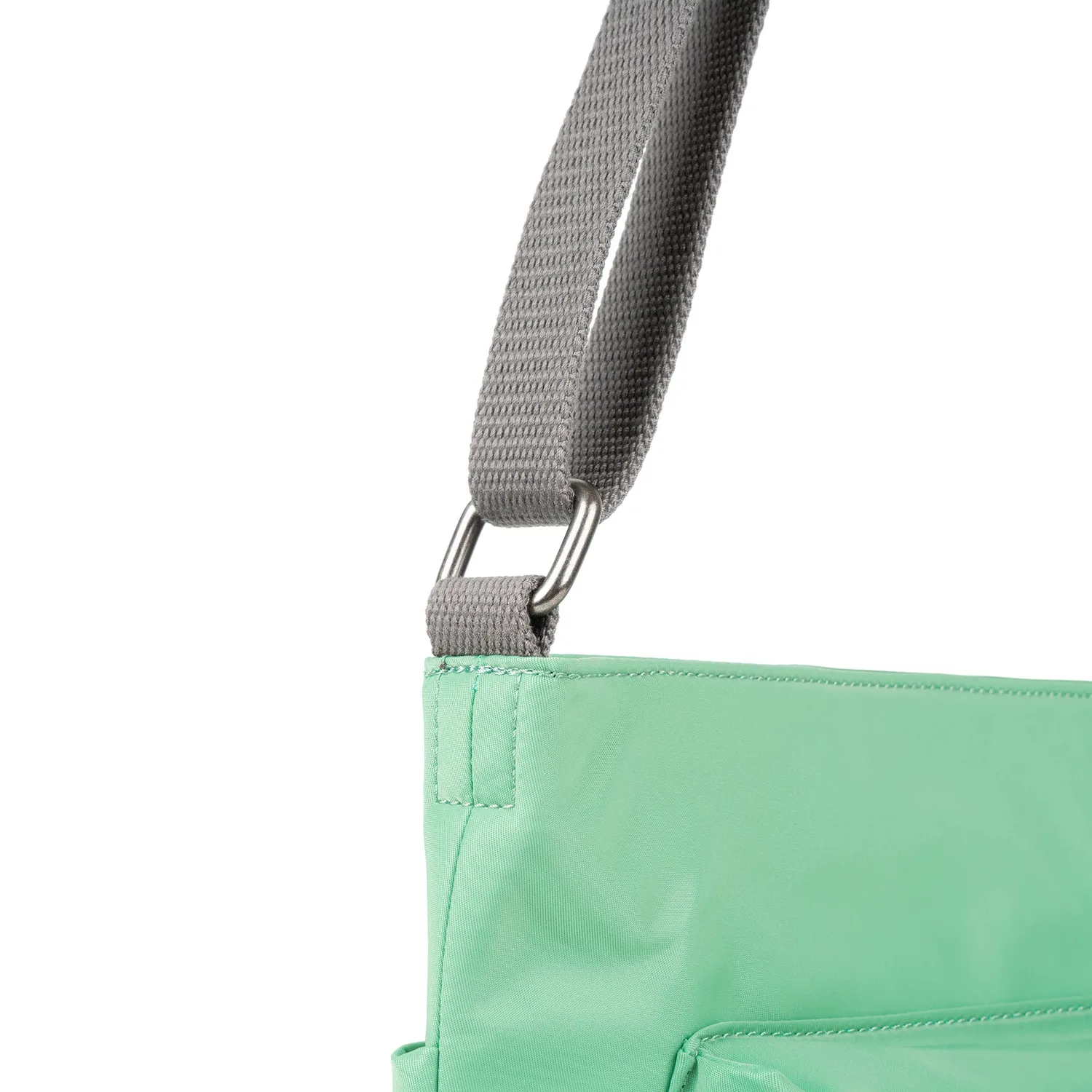 Roka London Kennington Matcha crossbody medium grøn