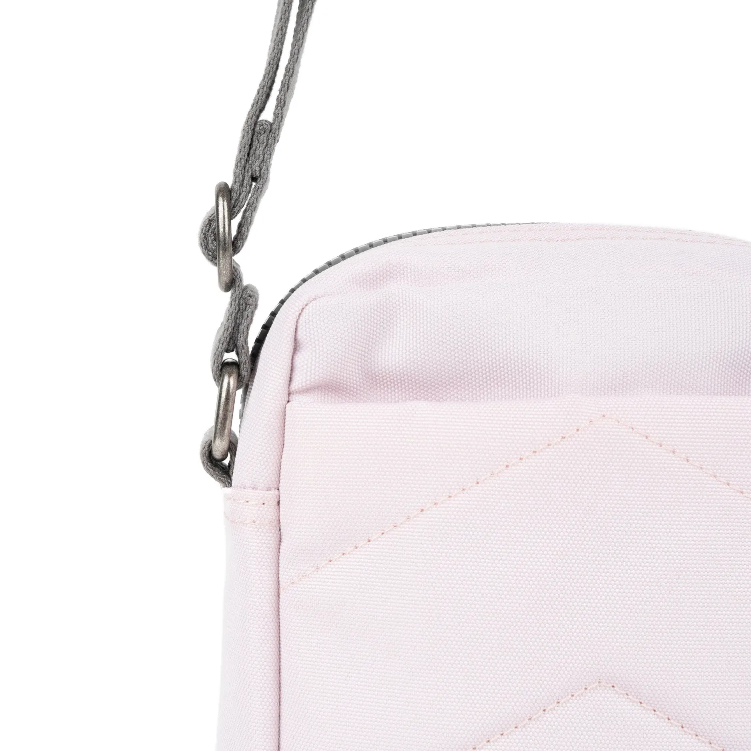 Roka London Bond Pocket crossbody taske small transcendent pink vejrbestandig