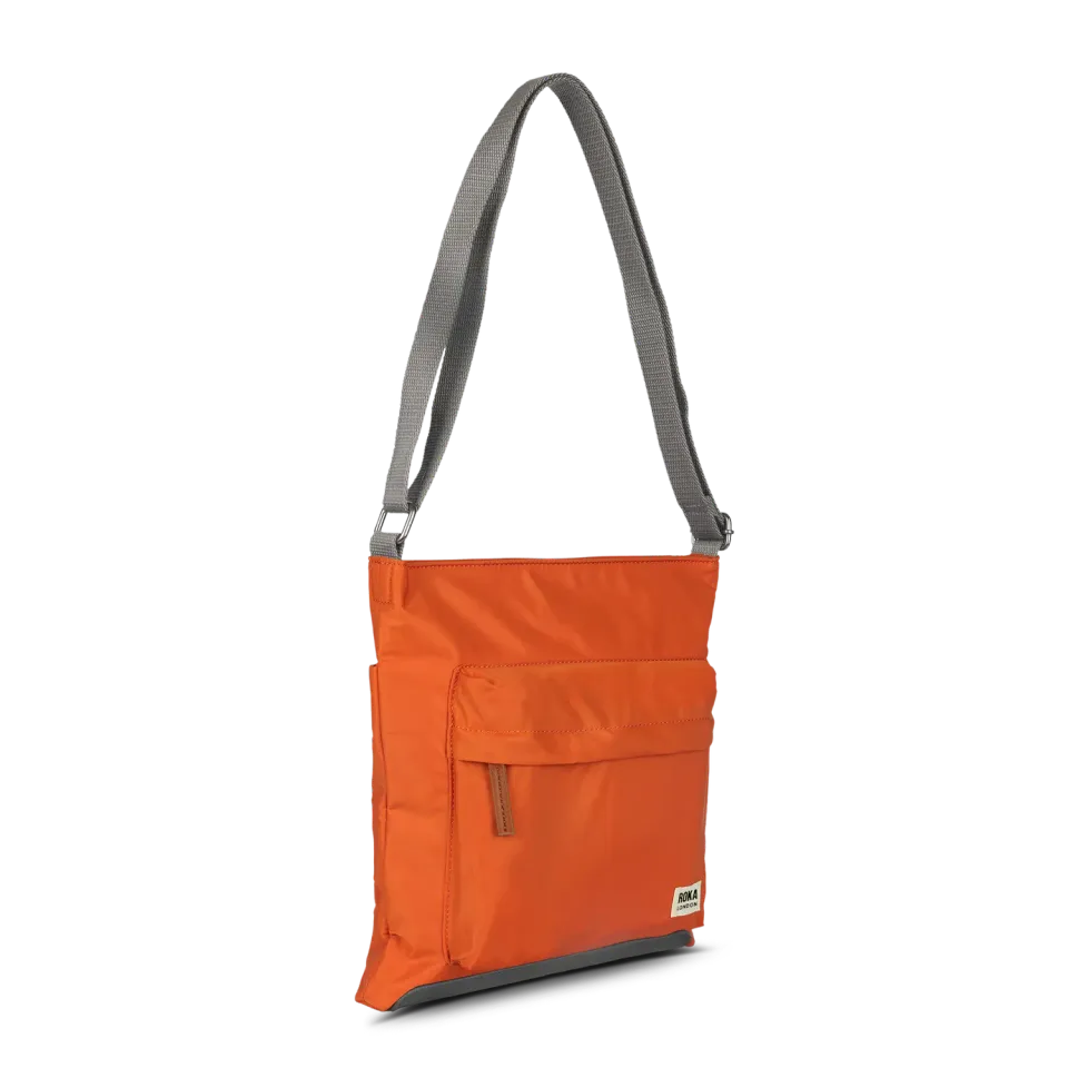 Roka London Kennington crossbody taske burnt orange medium