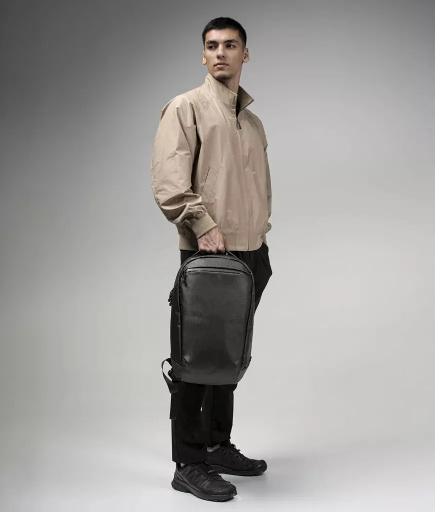 Alpaka Momentum Backpack rygsæk sort 16 tommer