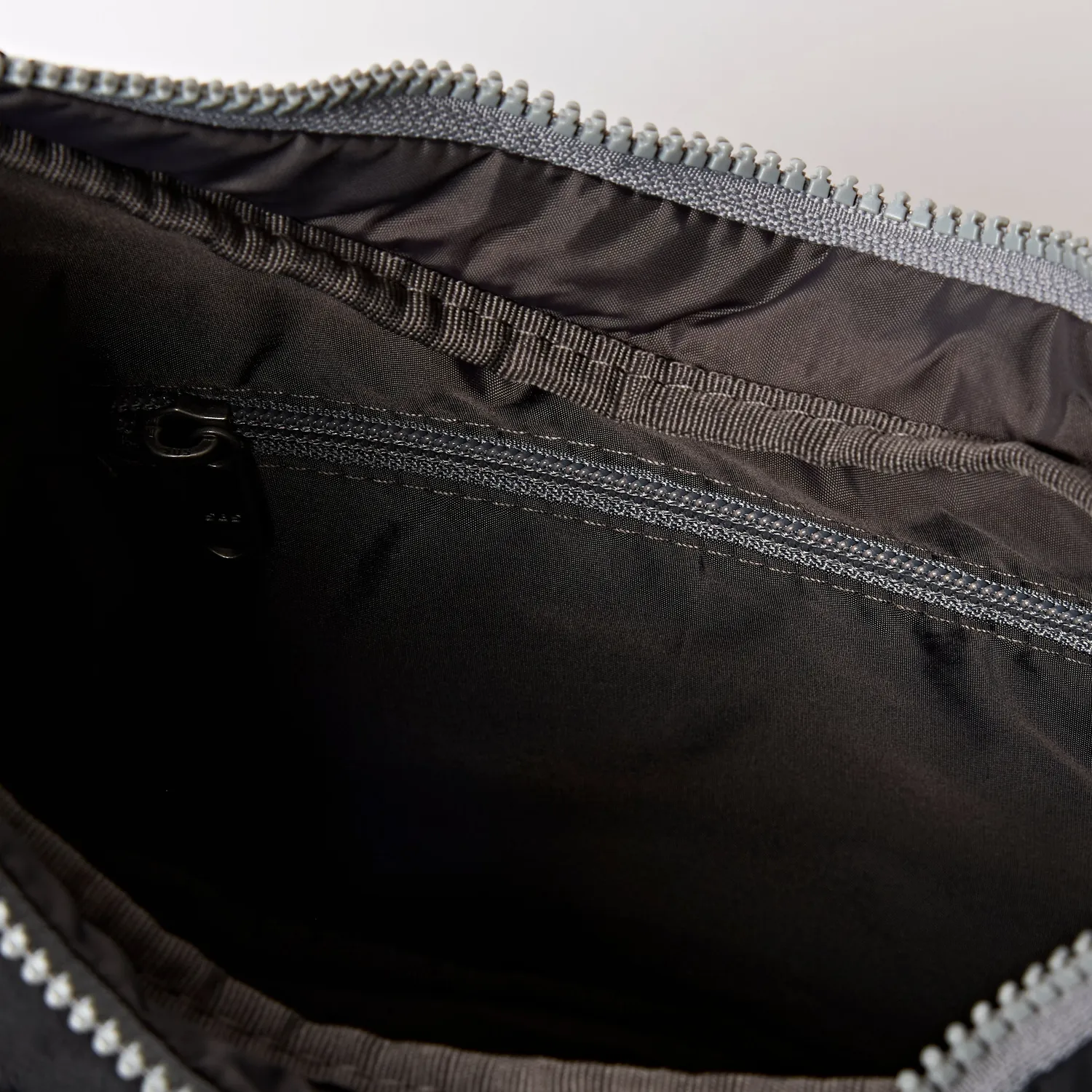 Roka London Belsize Small håndtaske Black quiltet