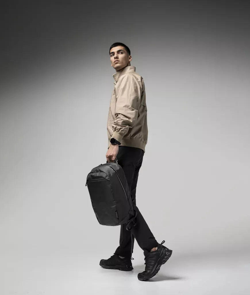 Alpaka Essential rygsæk 16L sort X-Pac