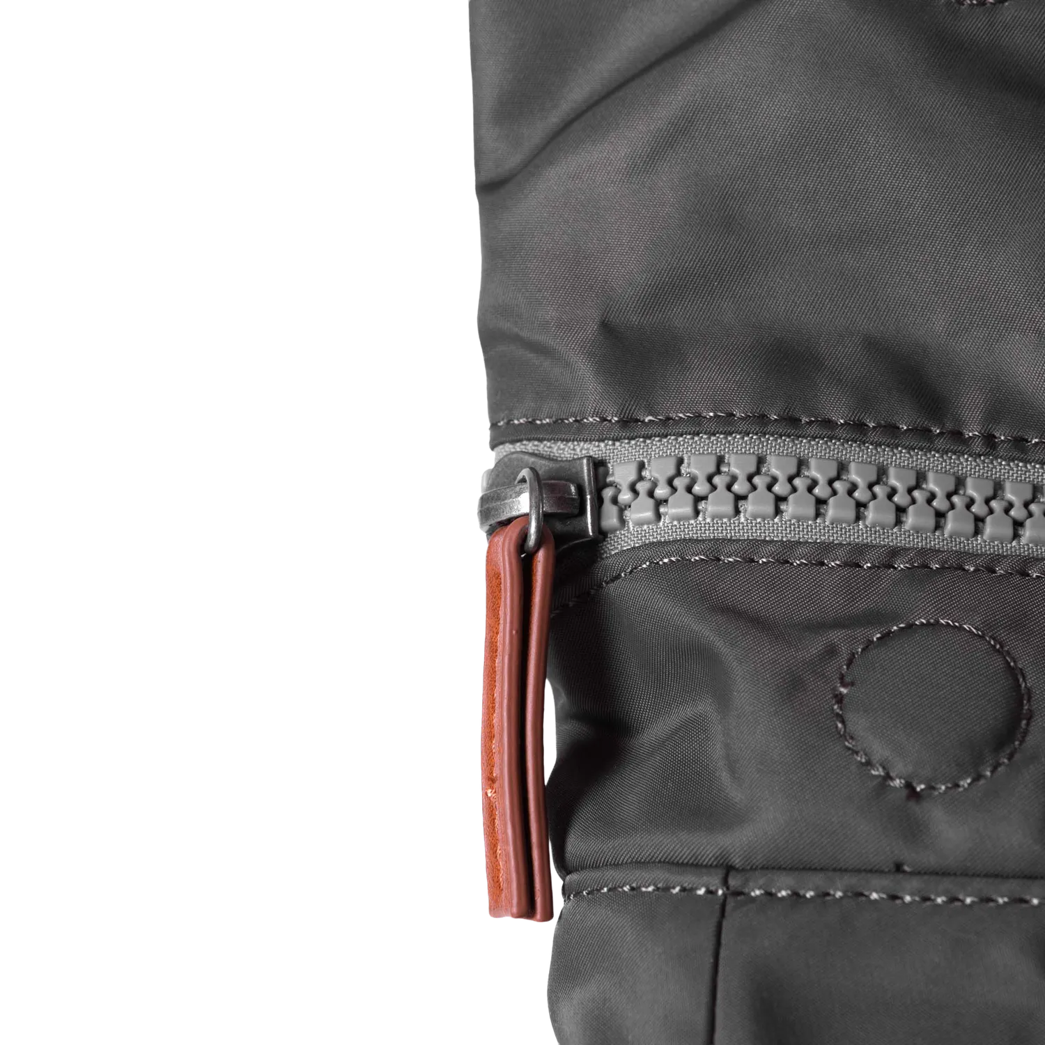 Roka London Canfield Roll Top rygsæk Medium 16 liter