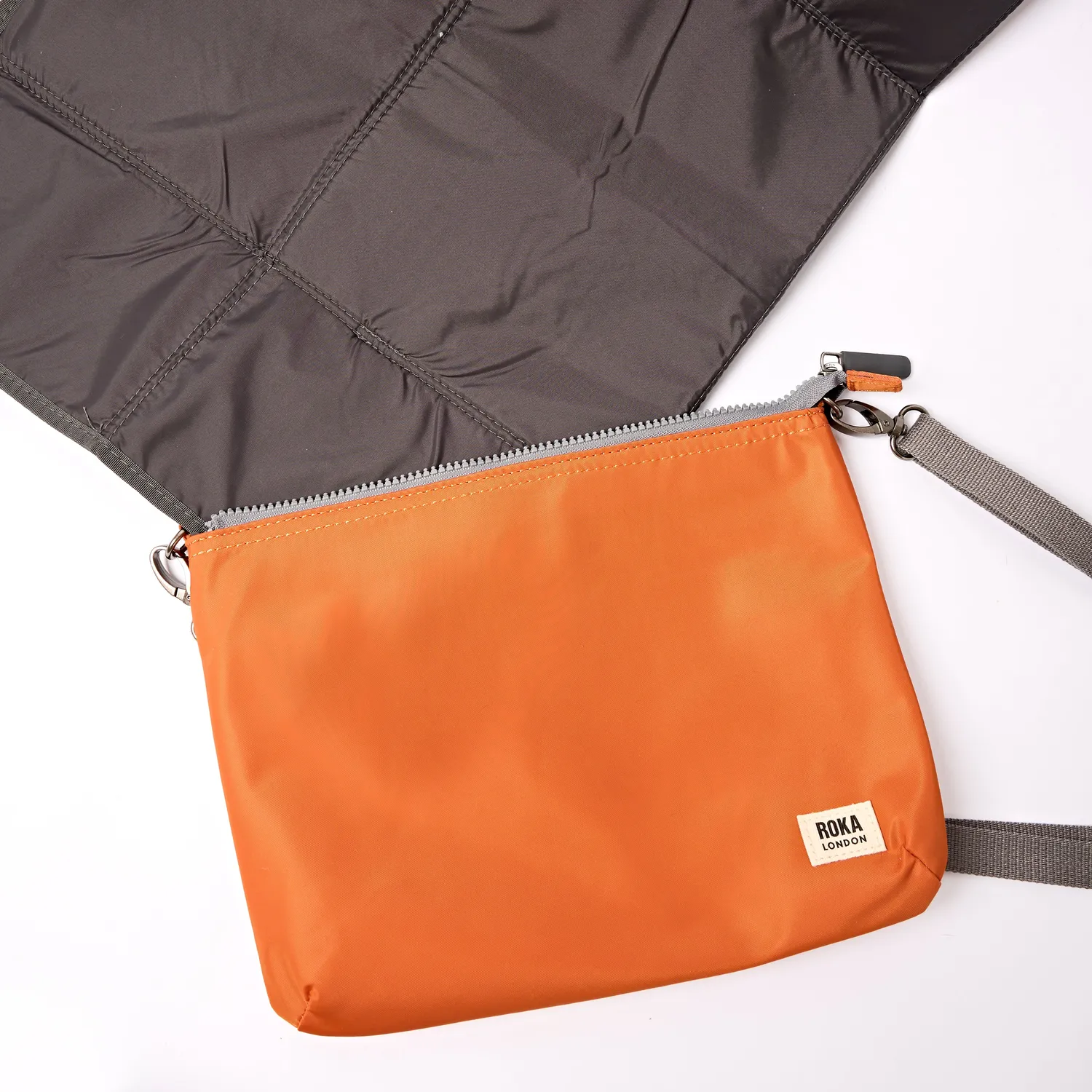 Roka London Primrose pusletaske large burnt orange 4-i-1 rygsæk