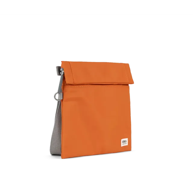 Roka London Stratford Small crossbody burnt orange 0,5 liter