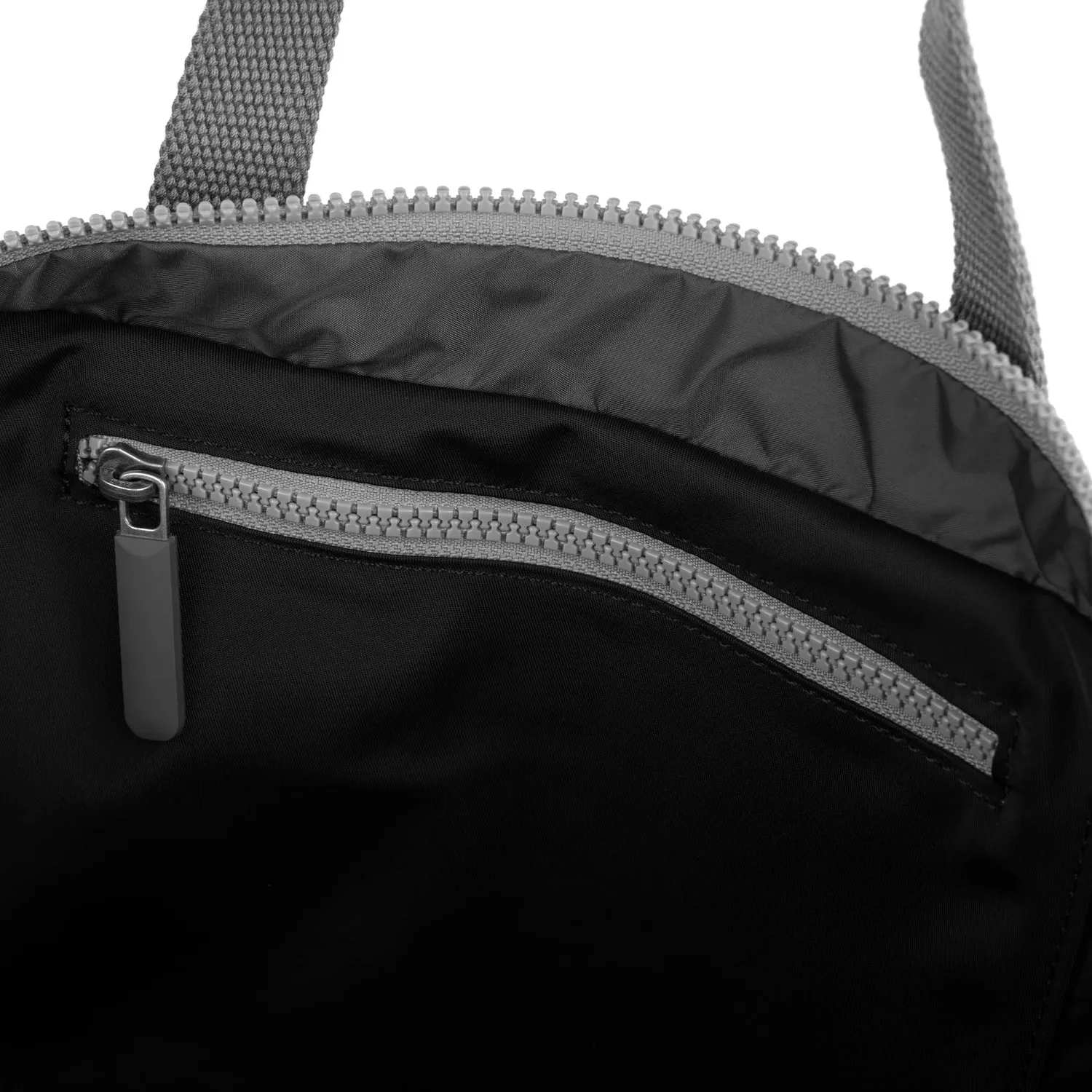 Roka London Blackfriars messenger Black Large med laptoprum