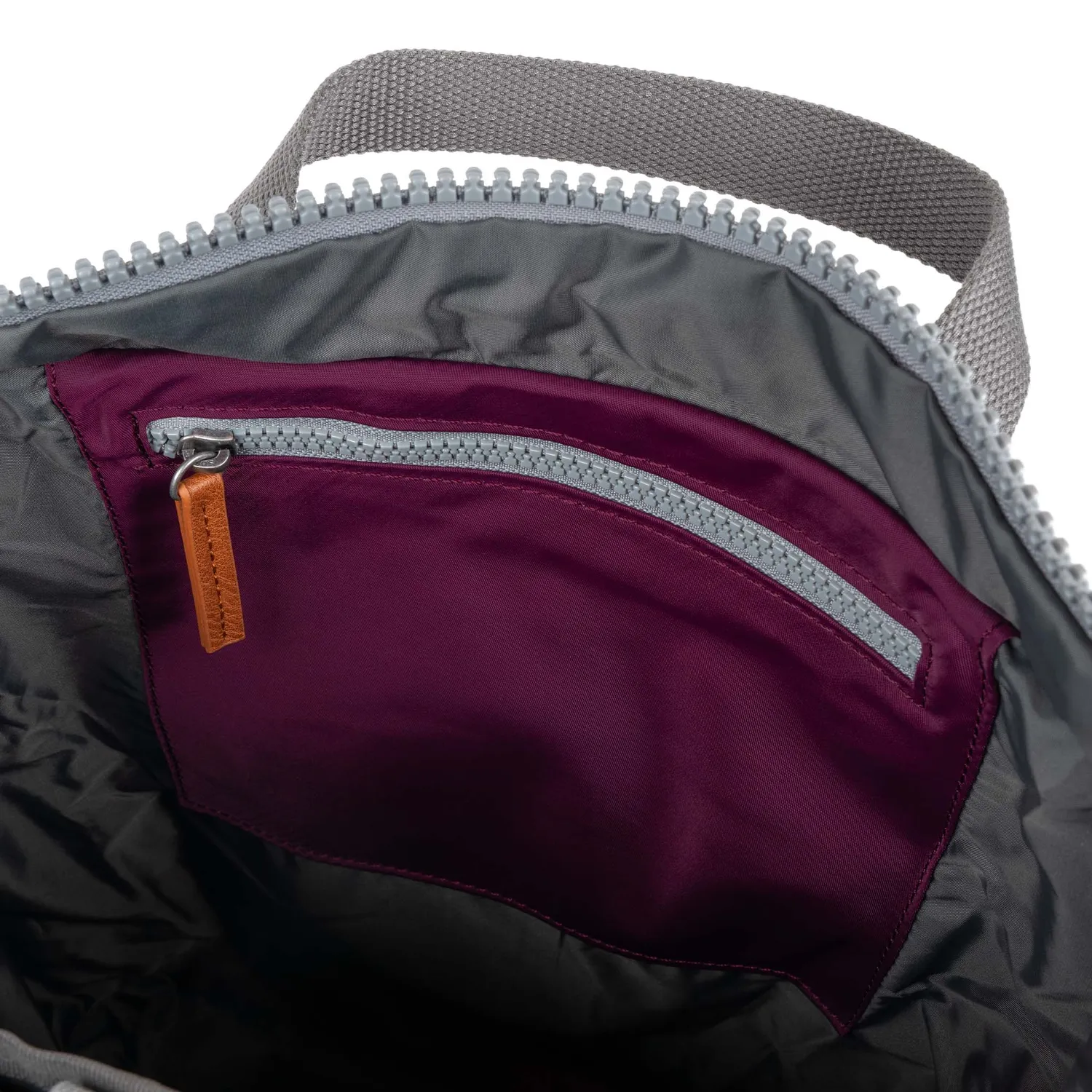 Roka London Canfield Roll Top rygsæk royal burgundy vandafvisende