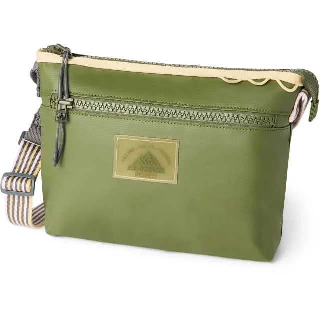Dakine Renovation Crossbody taske Cypress lille med rem