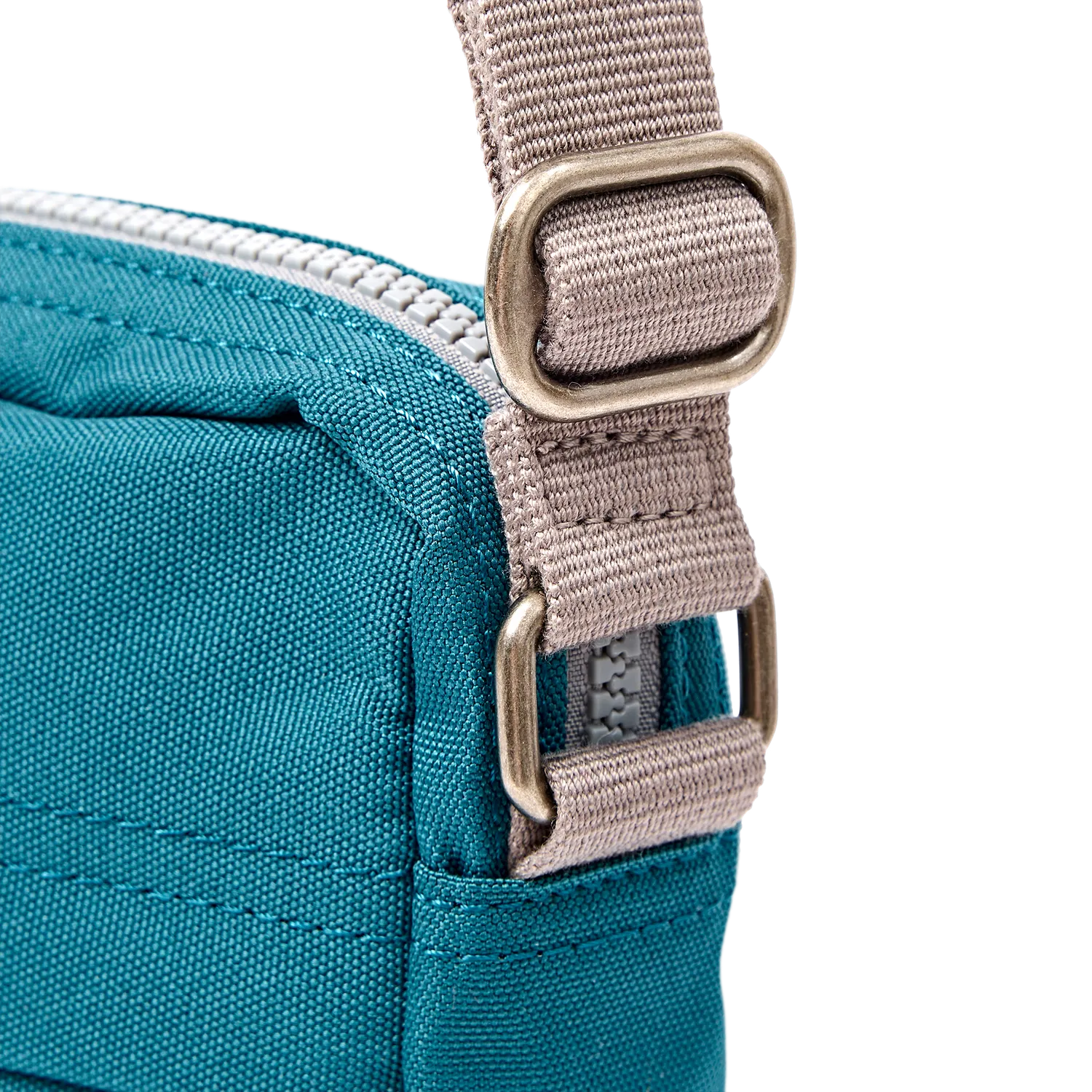 Roka London Bond Pocket crossbody taske Deep Teal Small