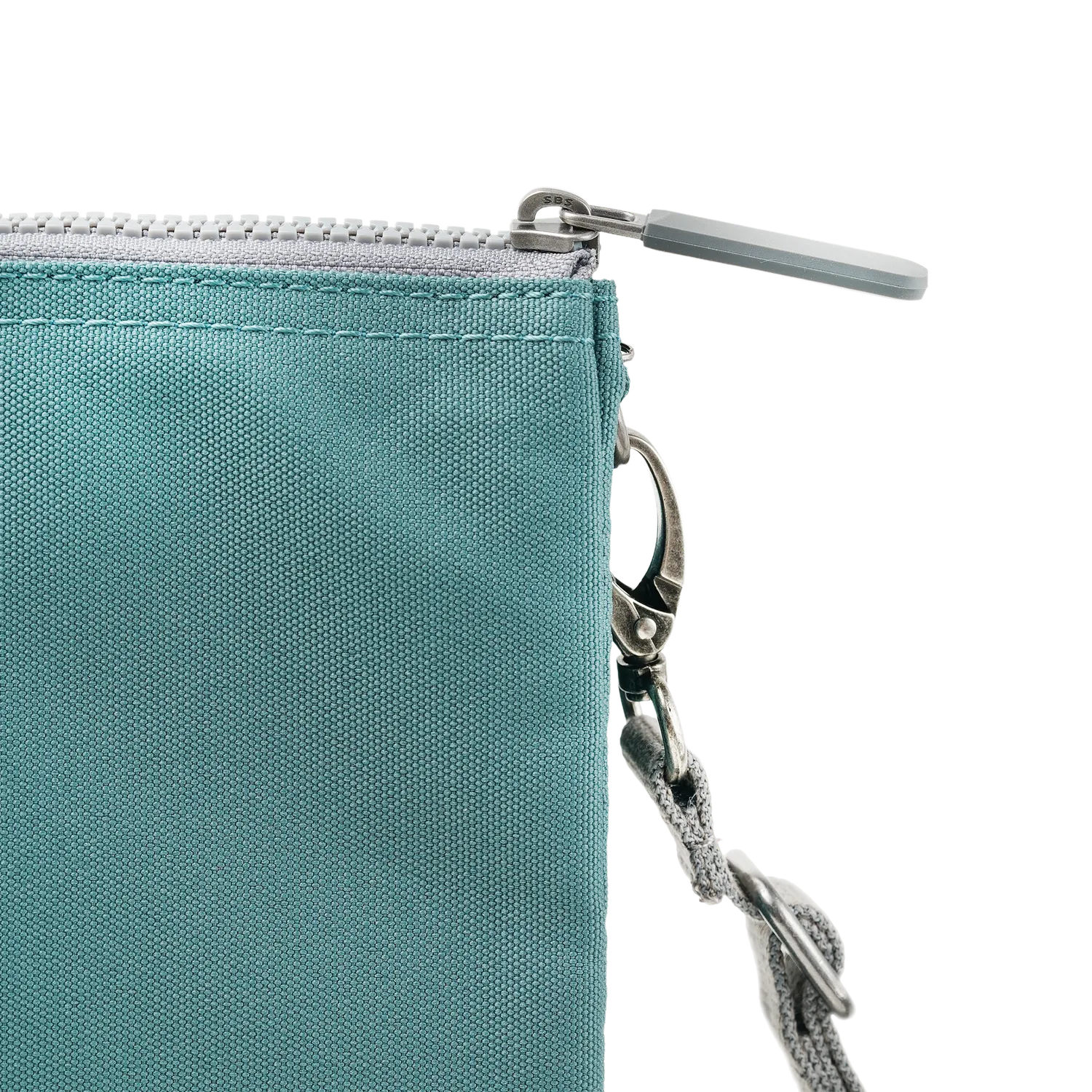 Roka London Carnaby Sage crossbody XL 0,5 liter