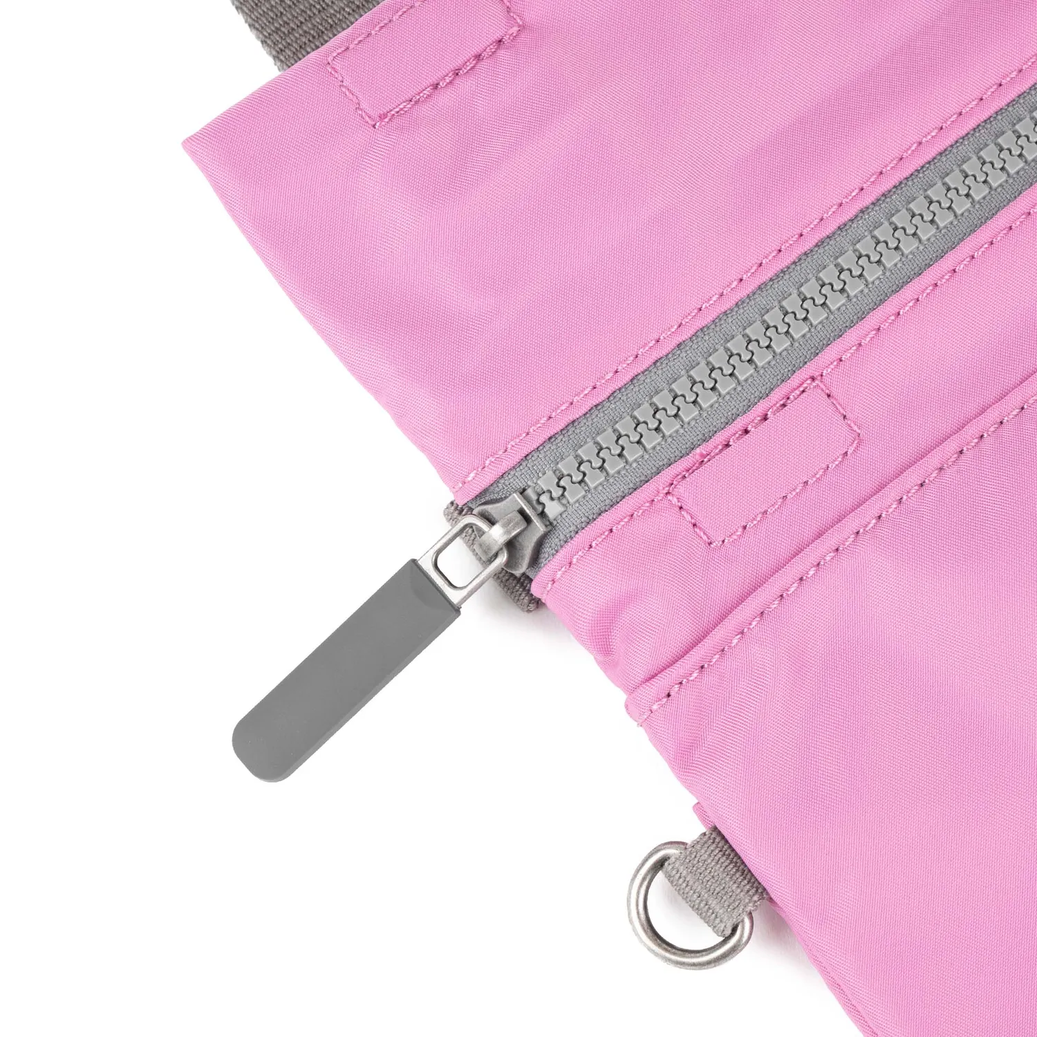 Roka London Stratford Small crossbody orchid 0,5 liter