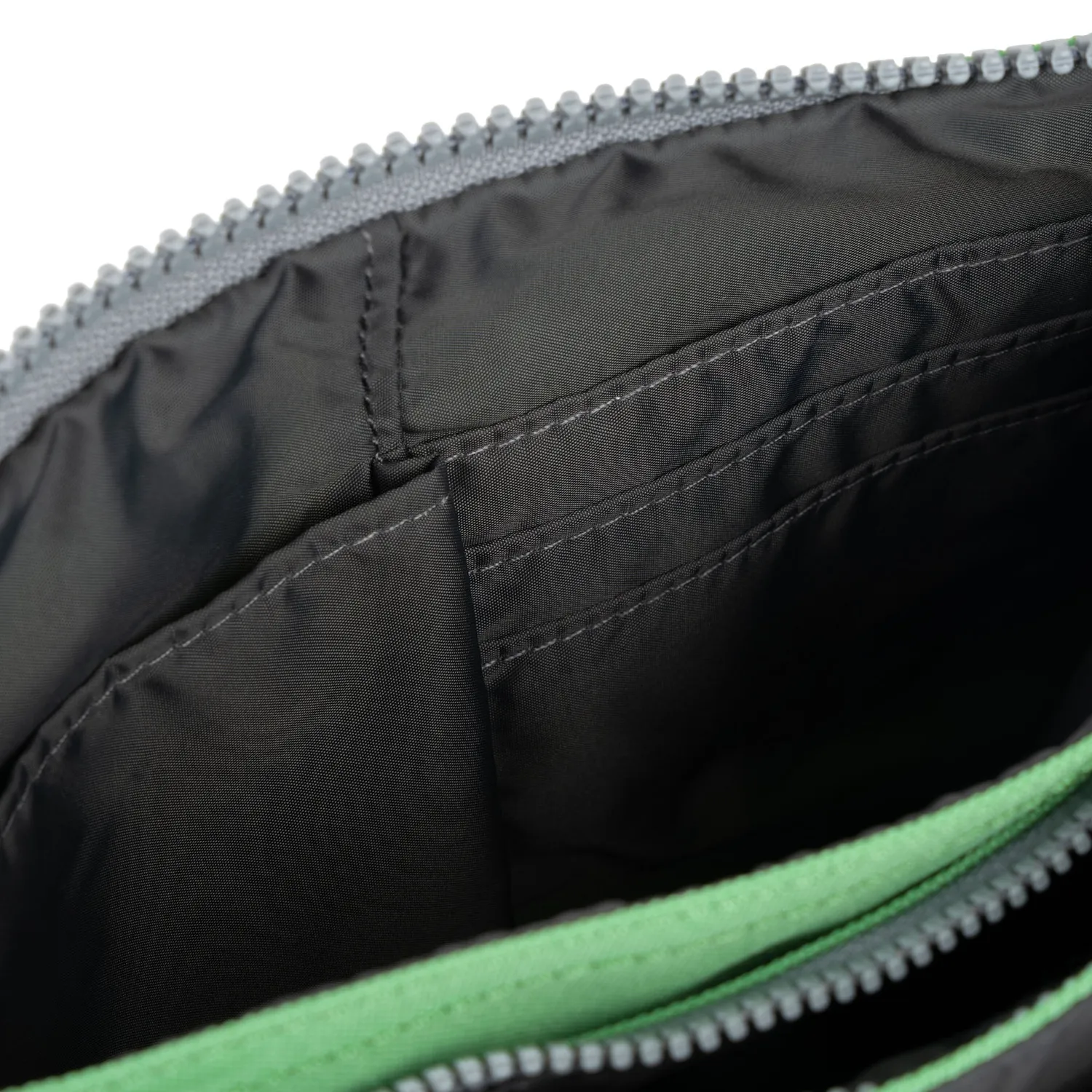 Roka London Carnaby XL crossbody taske peppermint clutch