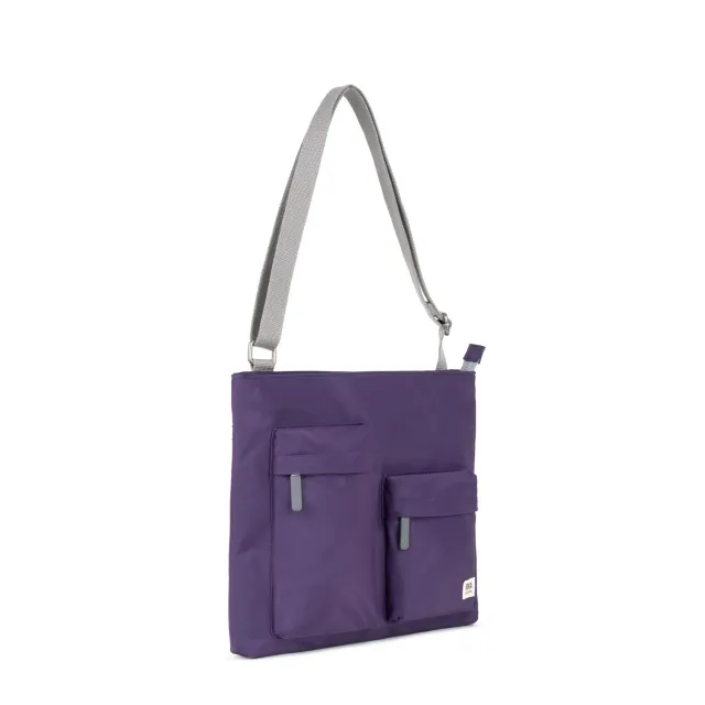 Roka London Moorgate M messenger taske Majestic Purple 3,2 l