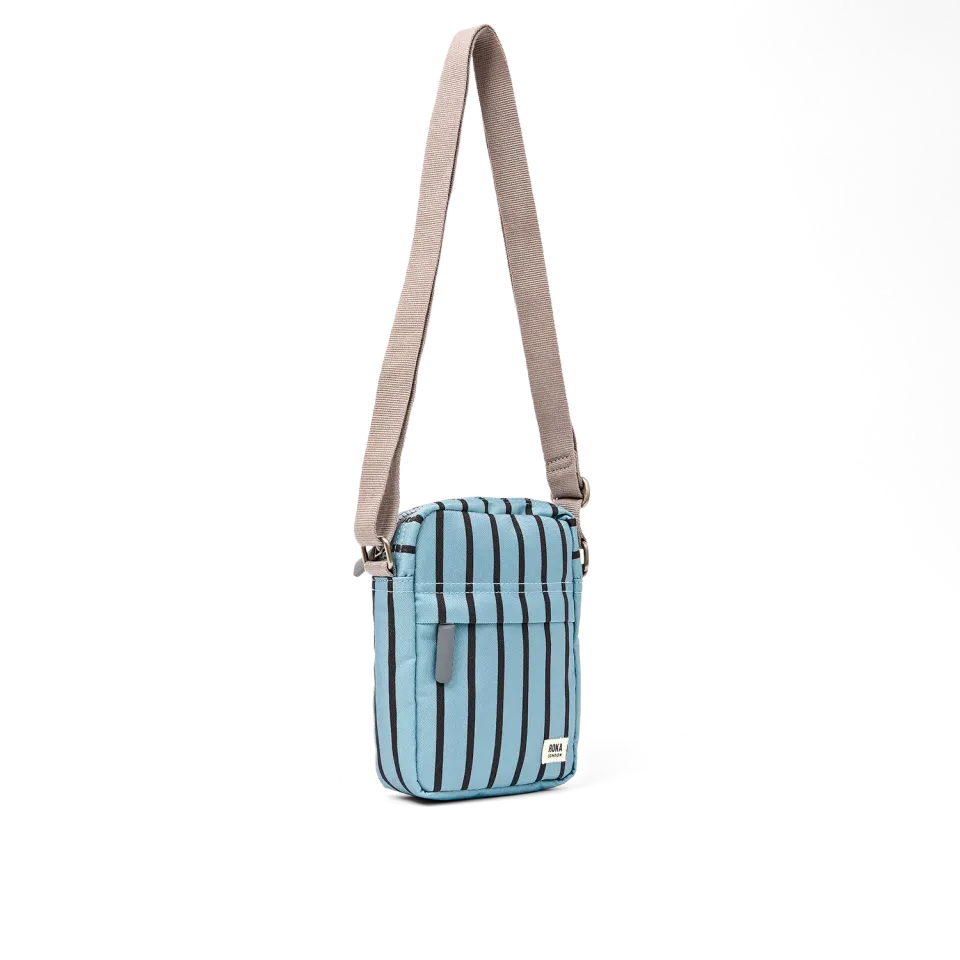 Roka London Bond crossbody taske Small blåstribet 1,5 liter
