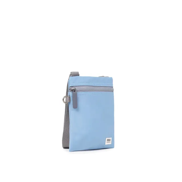 Roka London Chelsea Sling taske Retro Blue 0,3 liter