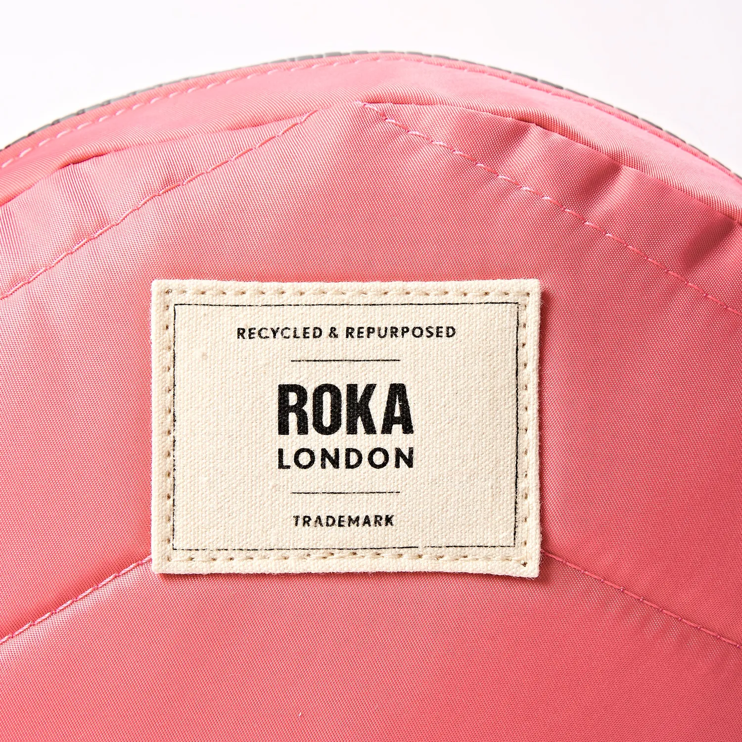 Roka Paddington rund skuldertaske Pink Lemonade Small