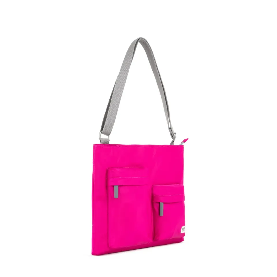 Roka London Moorgate Candy messenger taske Medium lyserød 3,2L